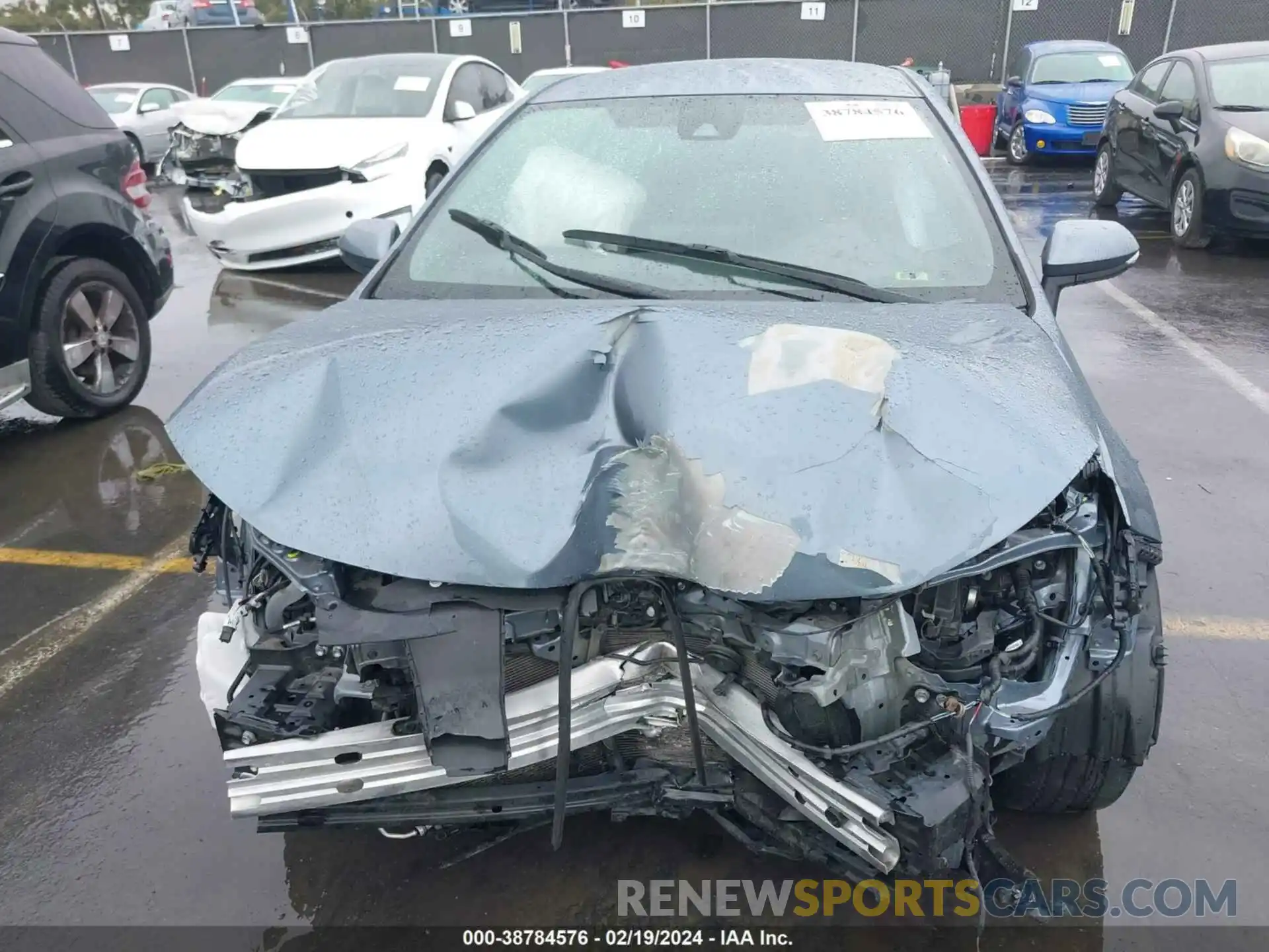 6 Photograph of a damaged car JTDS4RCE1LJ042779 TOYOTA COROLLA 2020