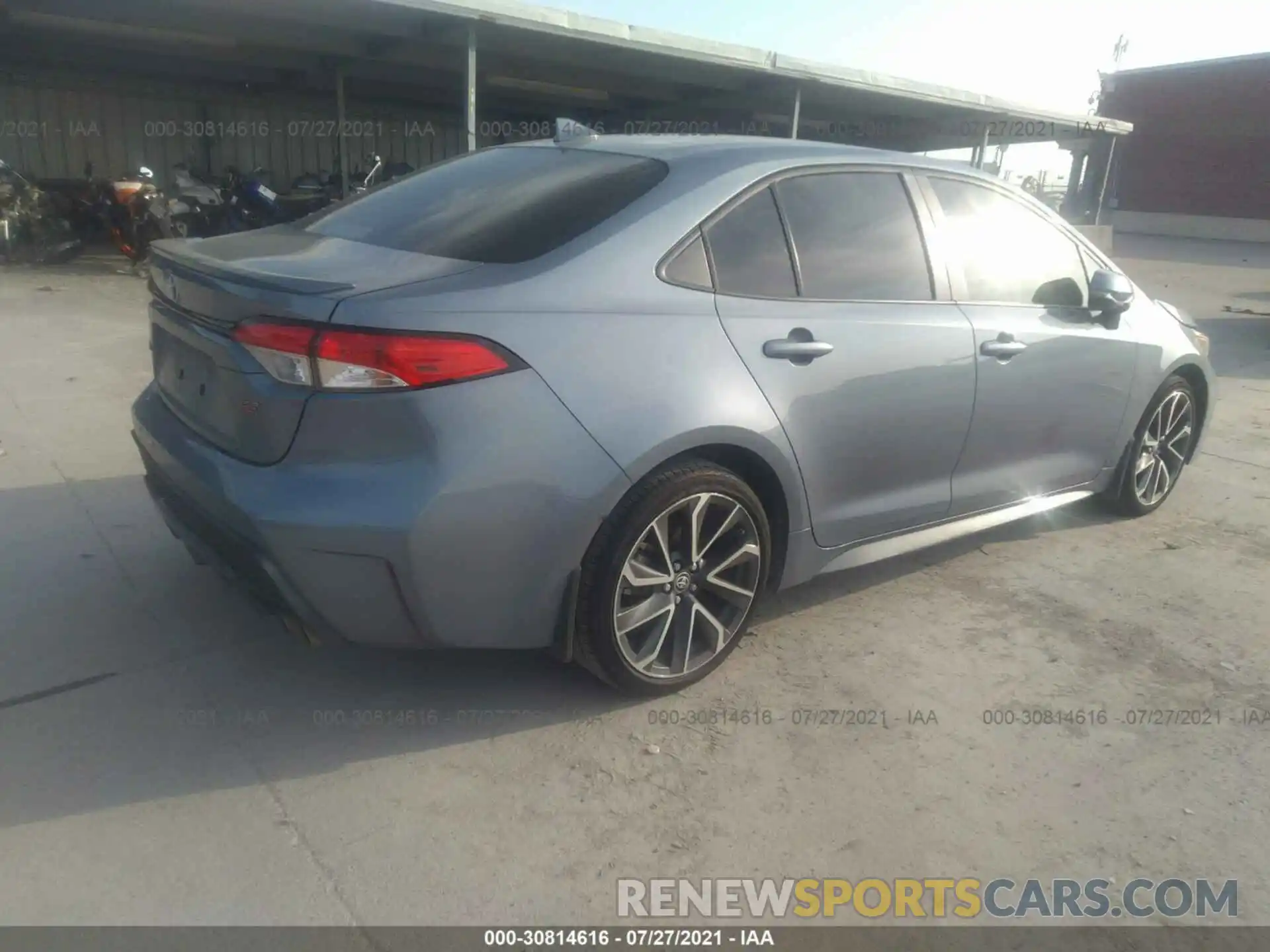 4 Photograph of a damaged car JTDS4RCE1LJ043074 TOYOTA COROLLA 2020