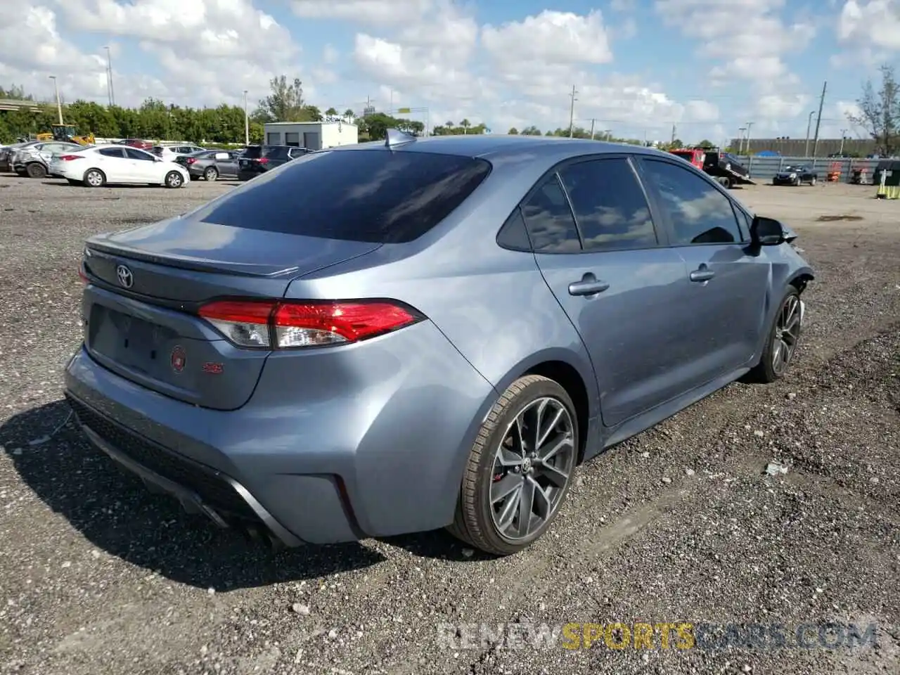 4 Photograph of a damaged car JTDS4RCE1LJ045861 TOYOTA COROLLA 2020