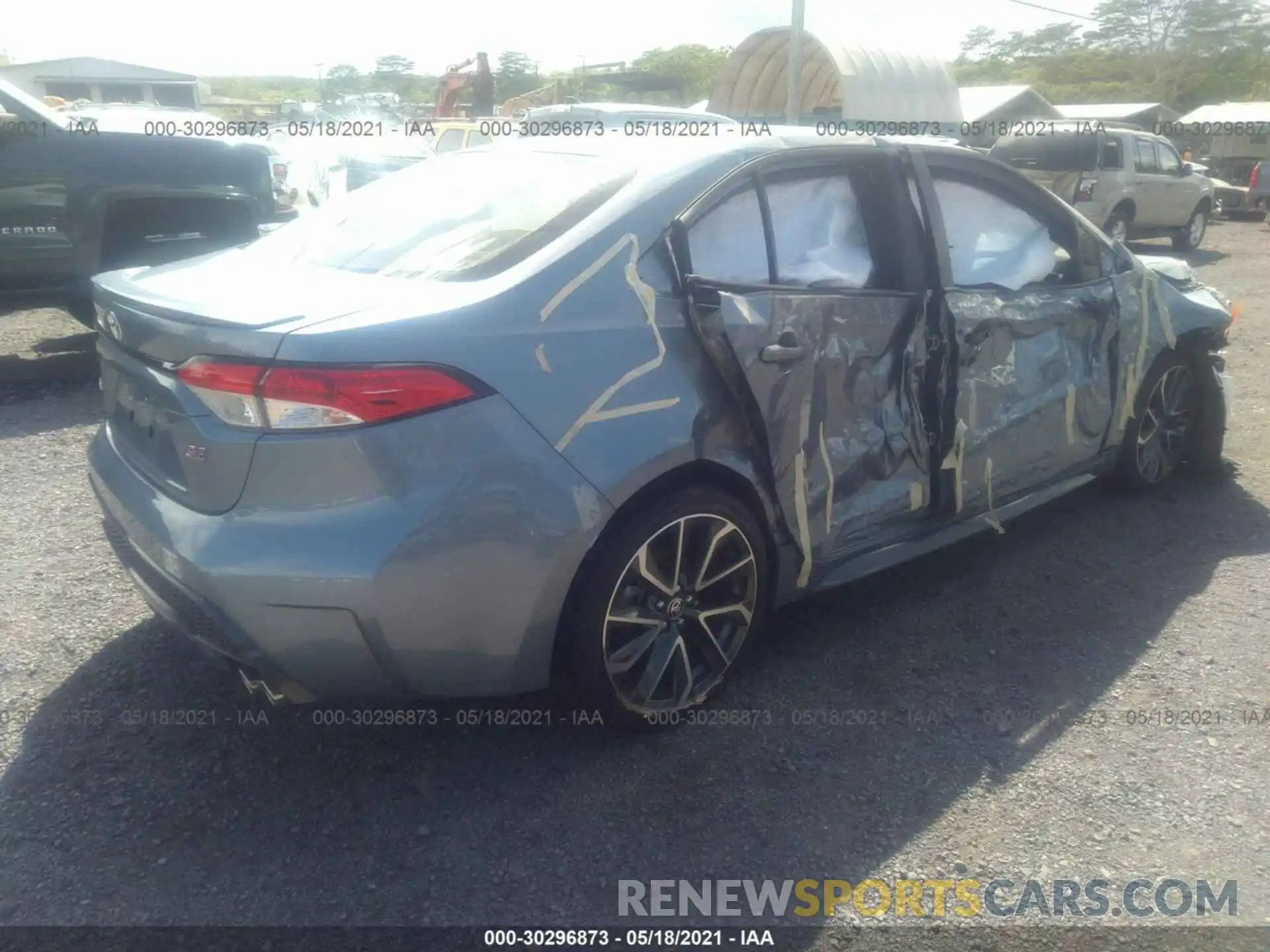 4 Photograph of a damaged car JTDS4RCE1LJ047237 TOYOTA COROLLA 2020