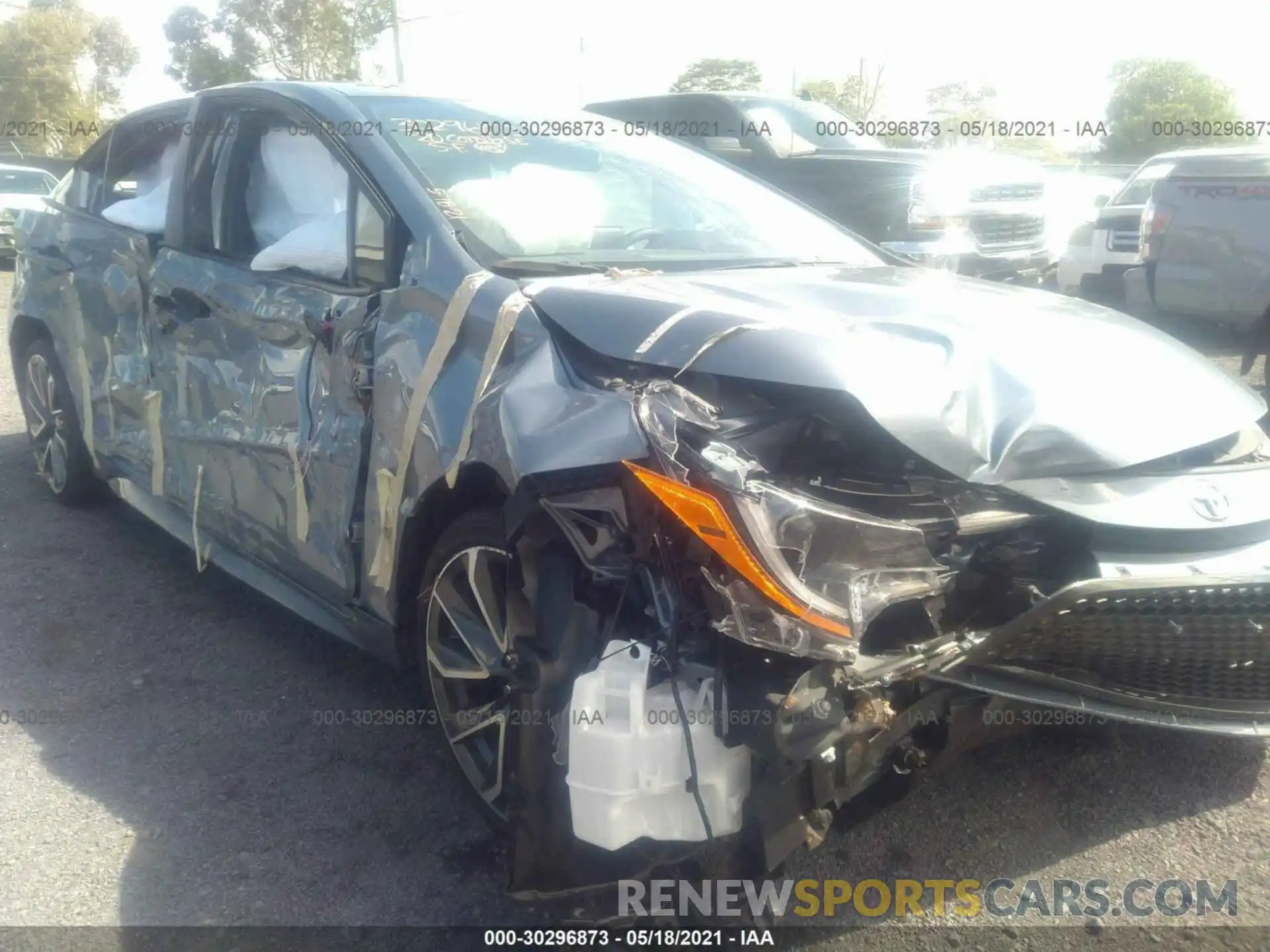 6 Photograph of a damaged car JTDS4RCE1LJ047237 TOYOTA COROLLA 2020