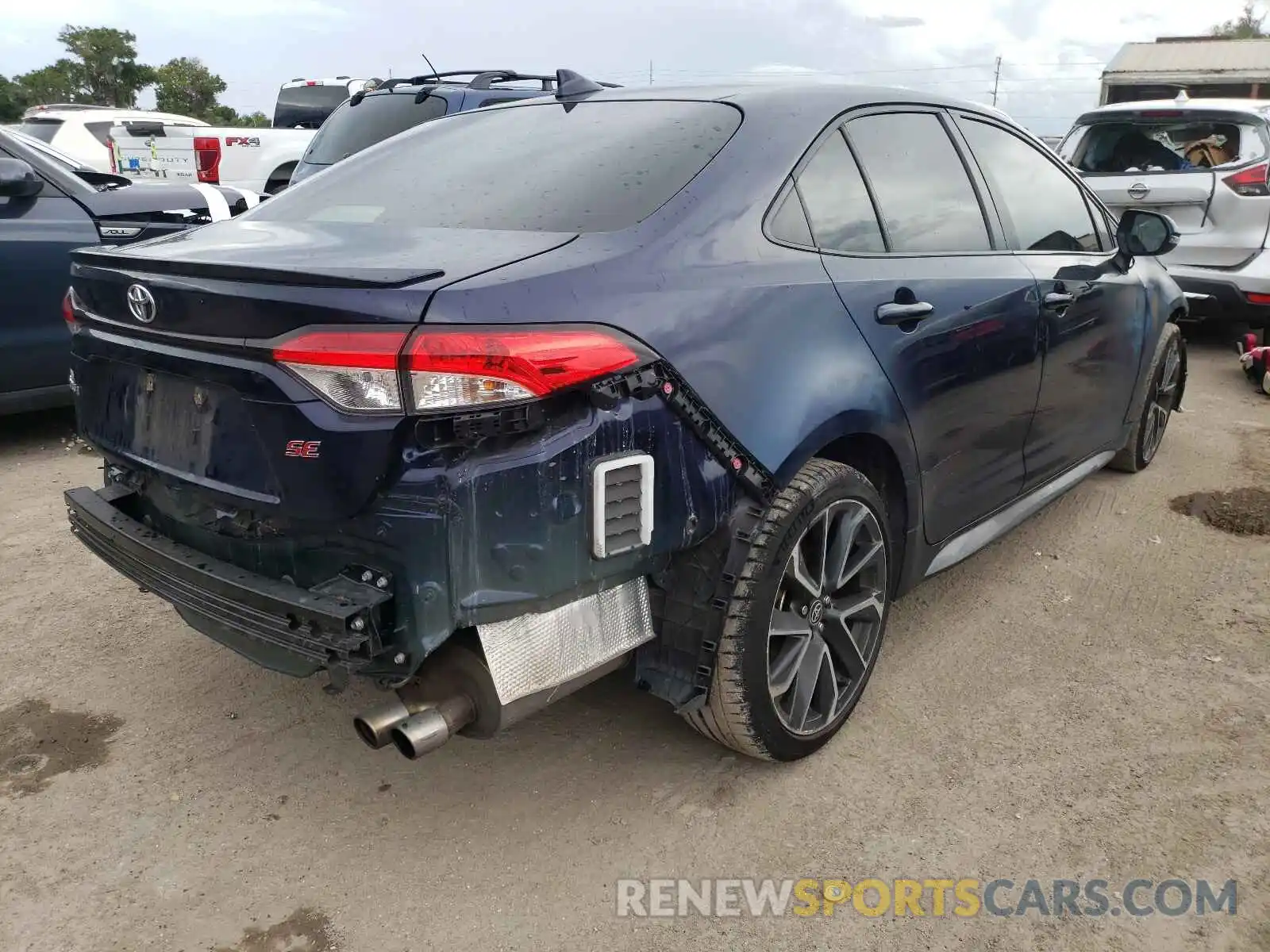 4 Photograph of a damaged car JTDS4RCE1LJ051501 TOYOTA COROLLA 2020