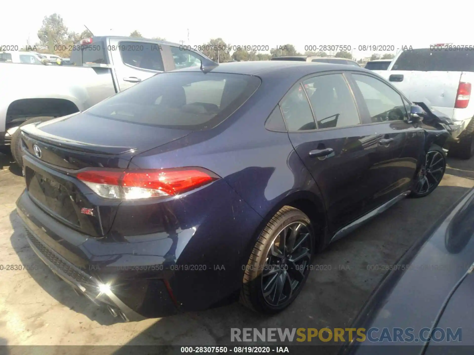 4 Photograph of a damaged car JTDS4RCE2LJ000962 TOYOTA COROLLA 2020