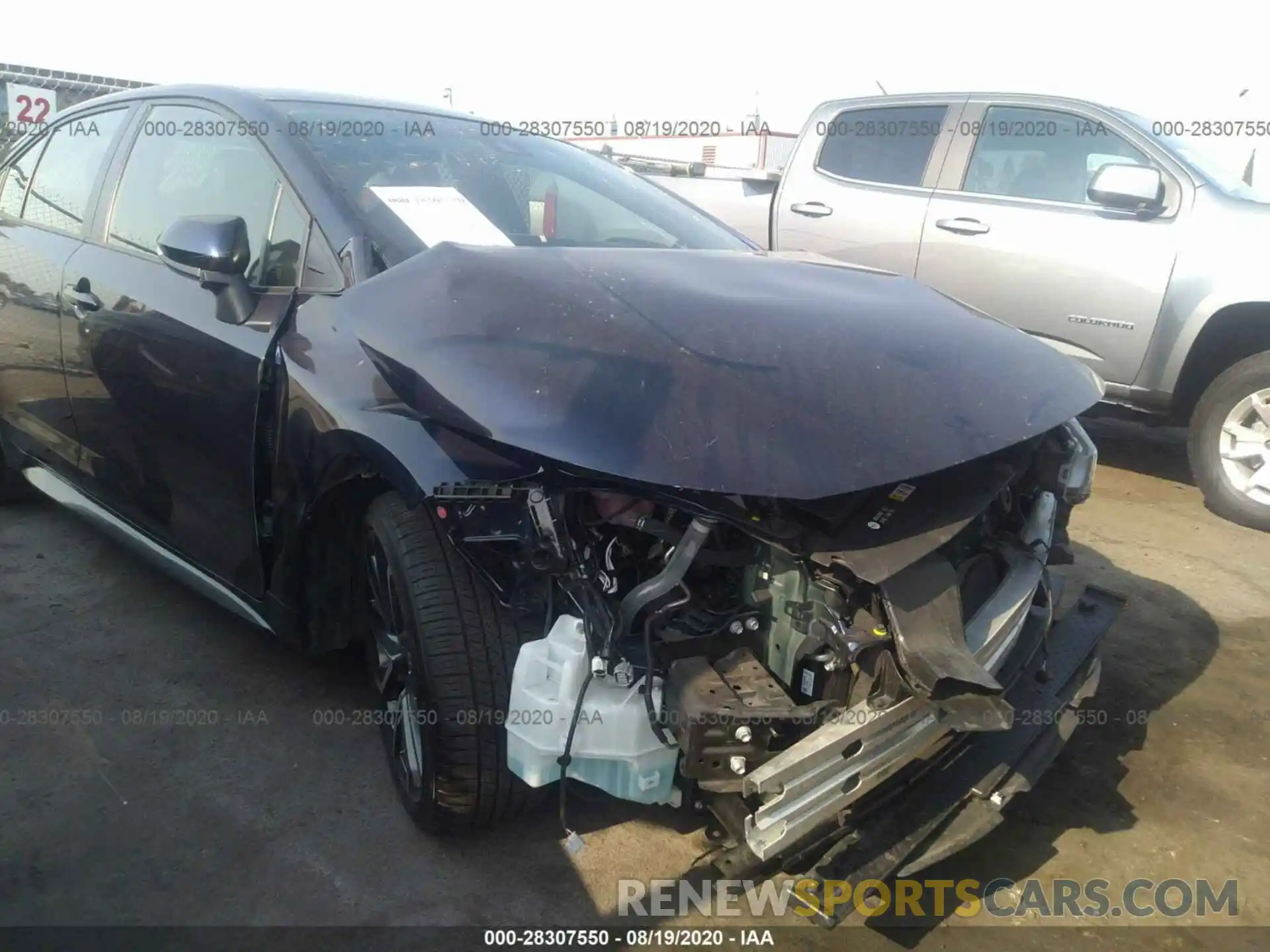 6 Photograph of a damaged car JTDS4RCE2LJ000962 TOYOTA COROLLA 2020