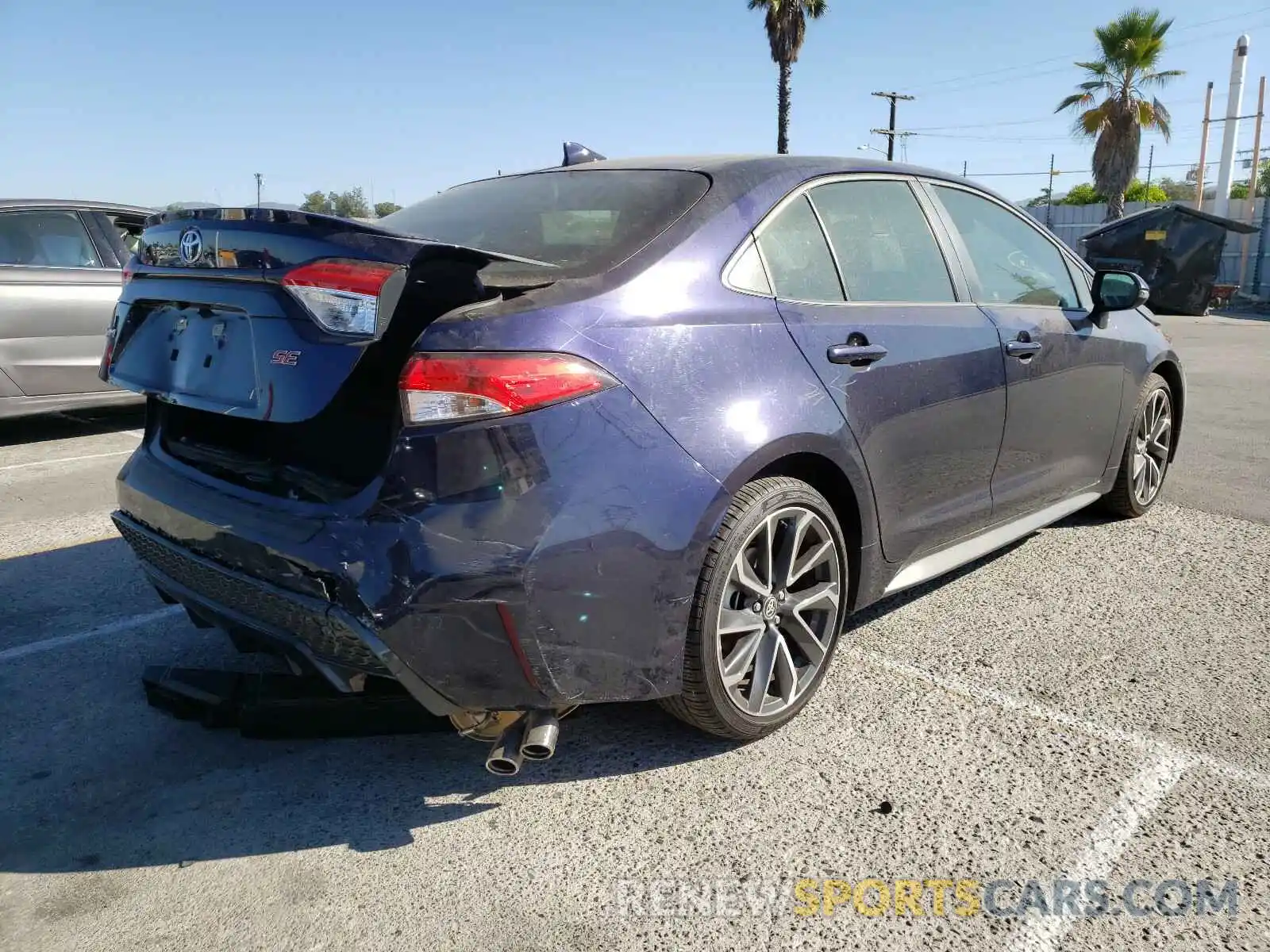 4 Photograph of a damaged car JTDS4RCE2LJ004400 TOYOTA COROLLA 2020