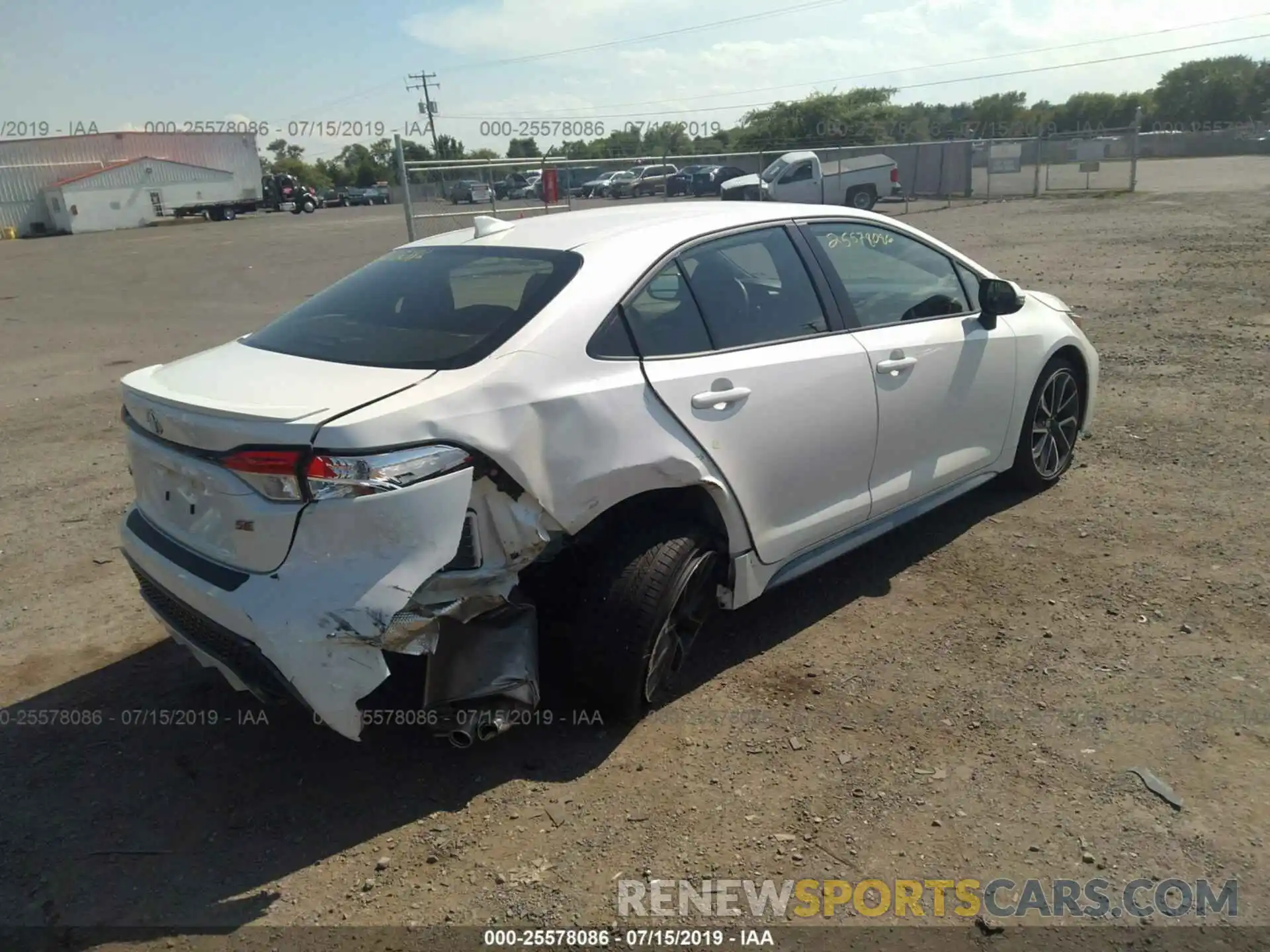 4 Photograph of a damaged car JTDS4RCE2LJ005983 TOYOTA COROLLA 2020