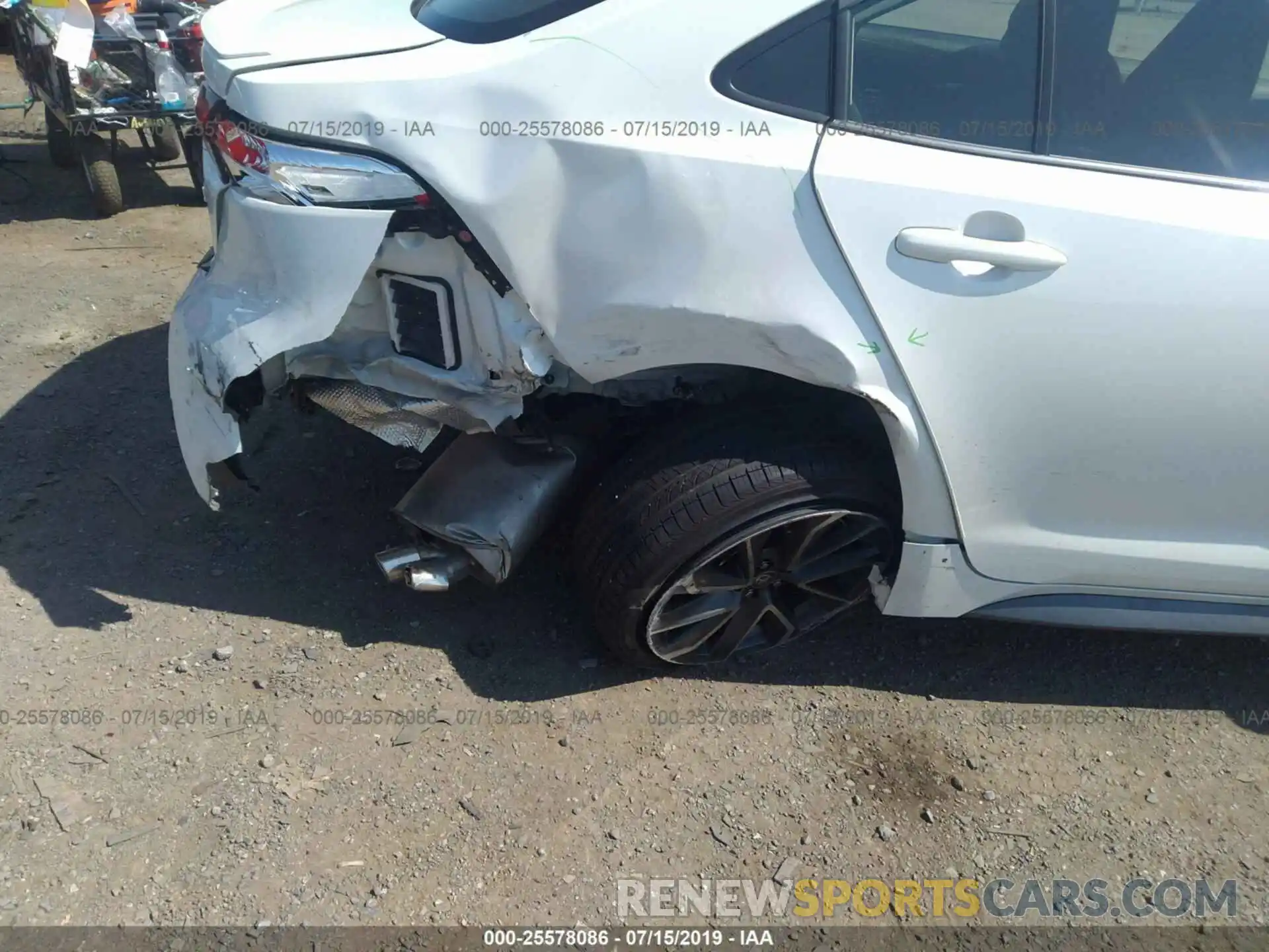 6 Photograph of a damaged car JTDS4RCE2LJ005983 TOYOTA COROLLA 2020