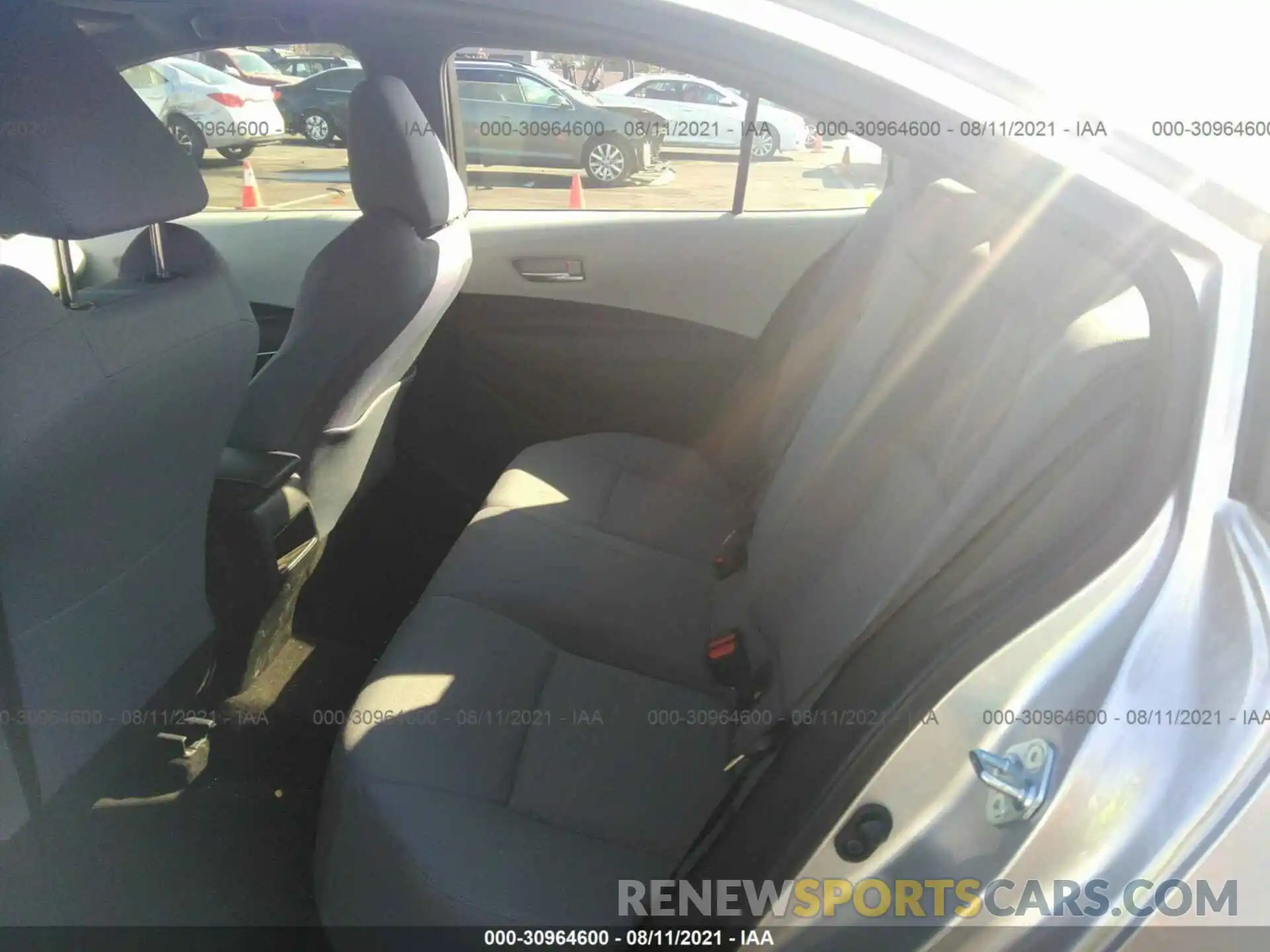 8 Photograph of a damaged car JTDS4RCE2LJ007376 TOYOTA COROLLA 2020