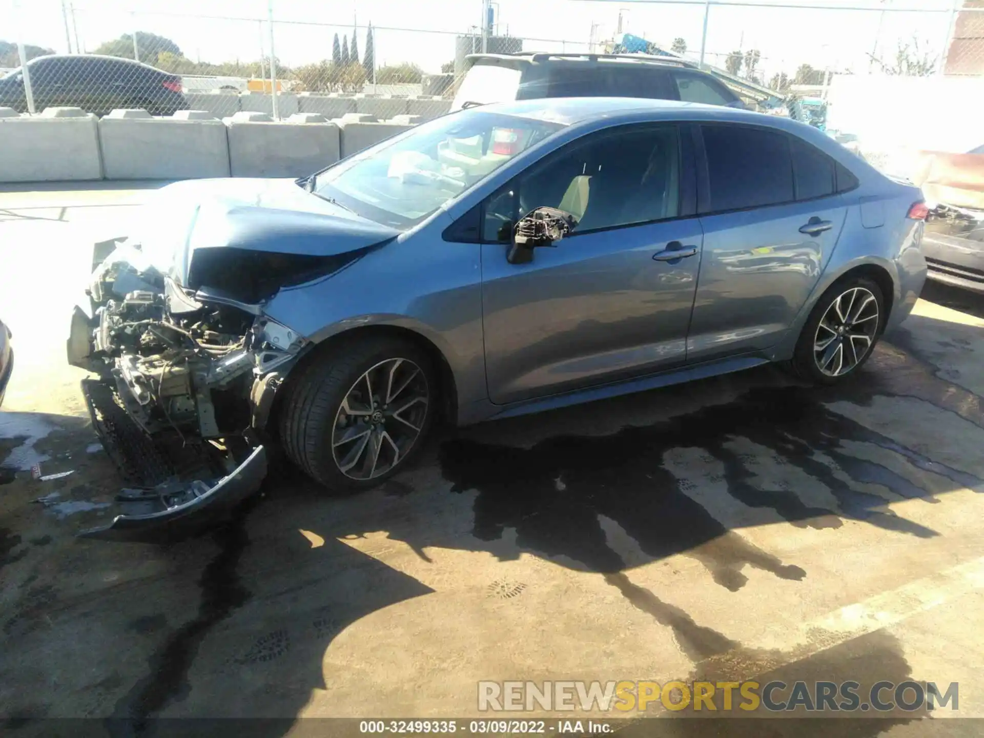 2 Photograph of a damaged car JTDS4RCE2LJ010861 TOYOTA COROLLA 2020