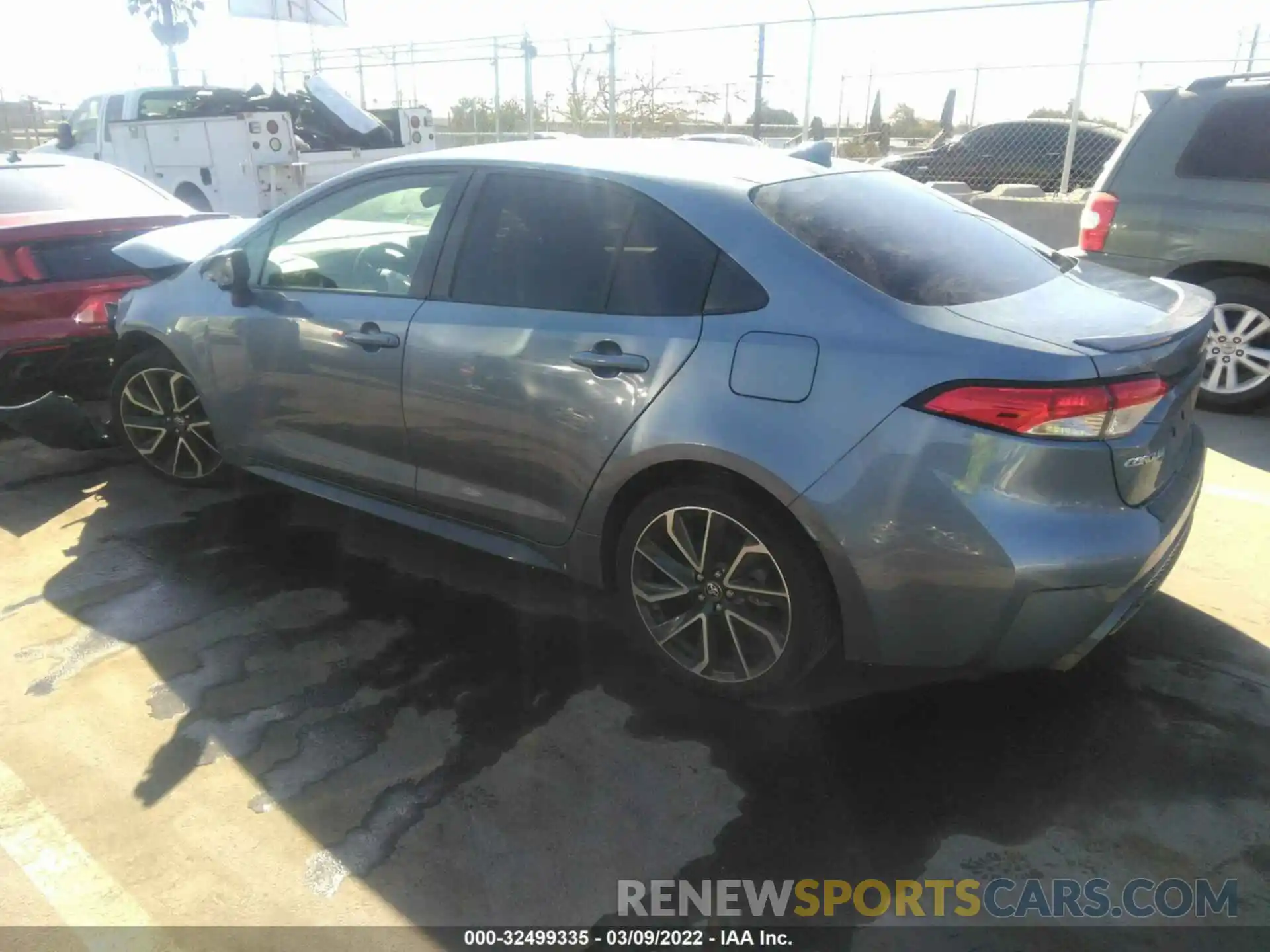 3 Photograph of a damaged car JTDS4RCE2LJ010861 TOYOTA COROLLA 2020