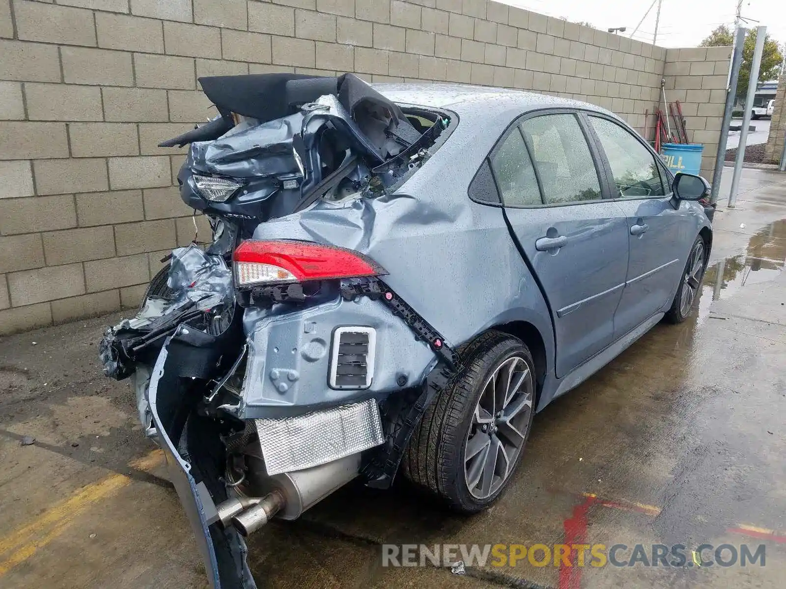 4 Photograph of a damaged car JTDS4RCE2LJ012545 TOYOTA COROLLA 2020