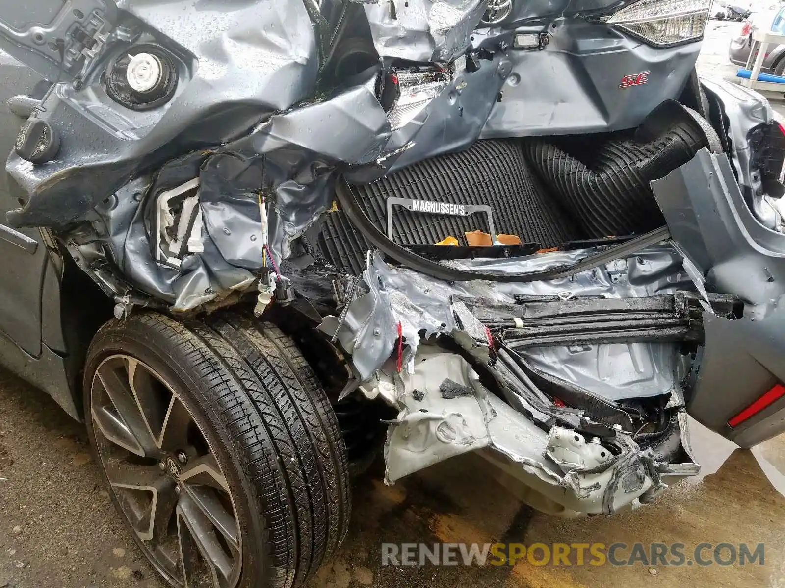 9 Photograph of a damaged car JTDS4RCE2LJ012545 TOYOTA COROLLA 2020