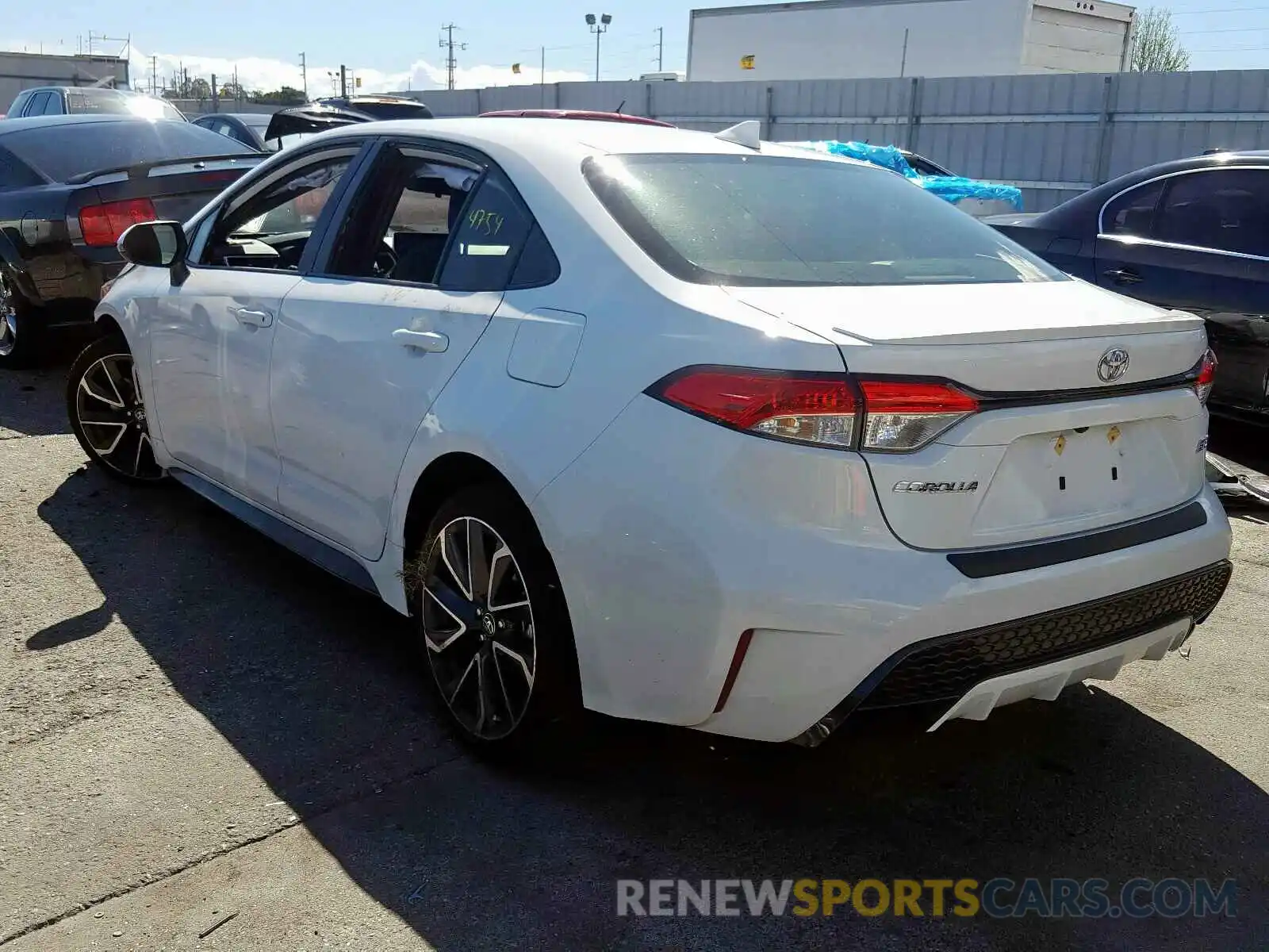 3 Photograph of a damaged car JTDS4RCE2LJ016692 TOYOTA COROLLA 2020