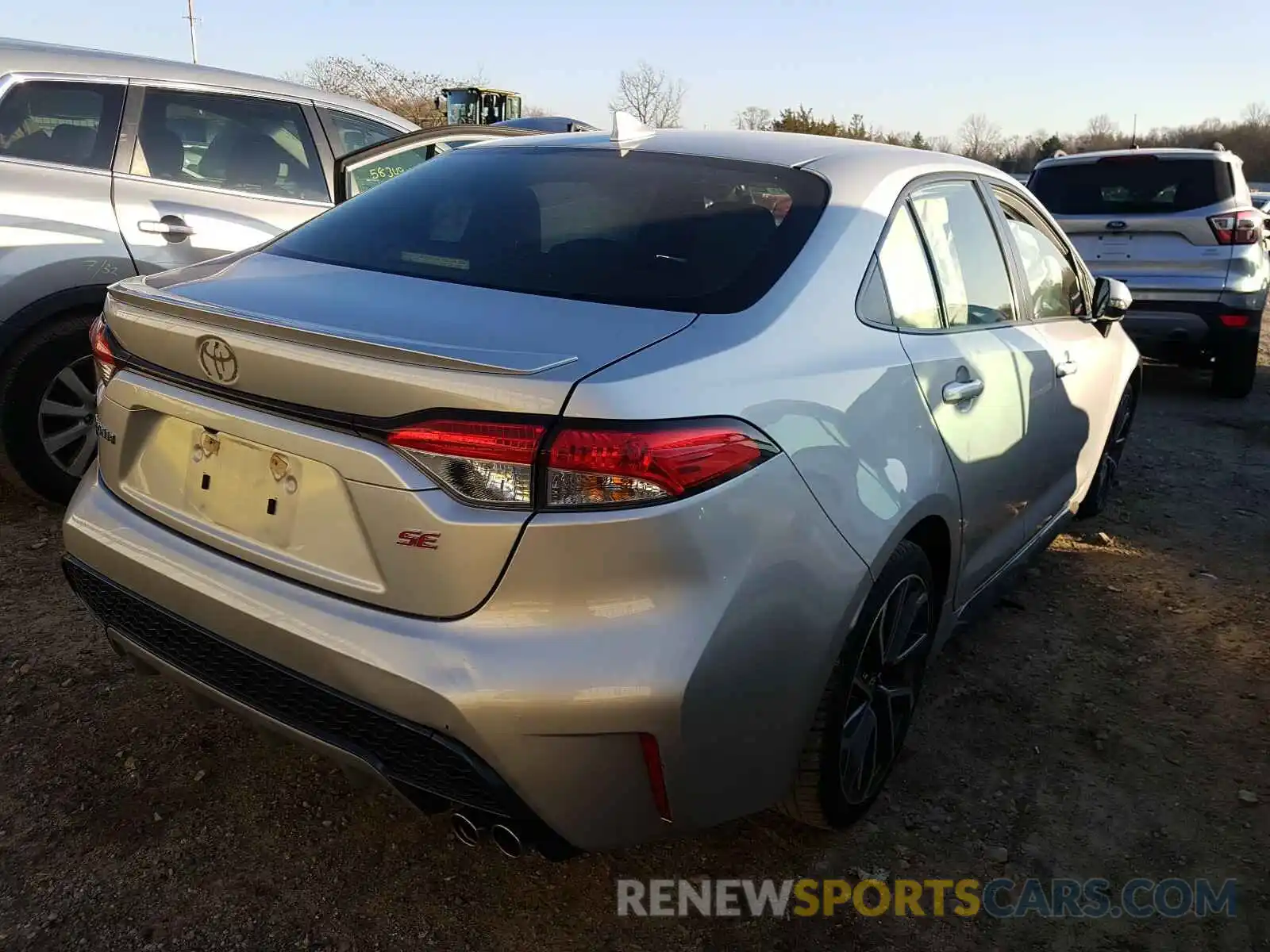 4 Photograph of a damaged car JTDS4RCE2LJ017034 TOYOTA COROLLA 2020