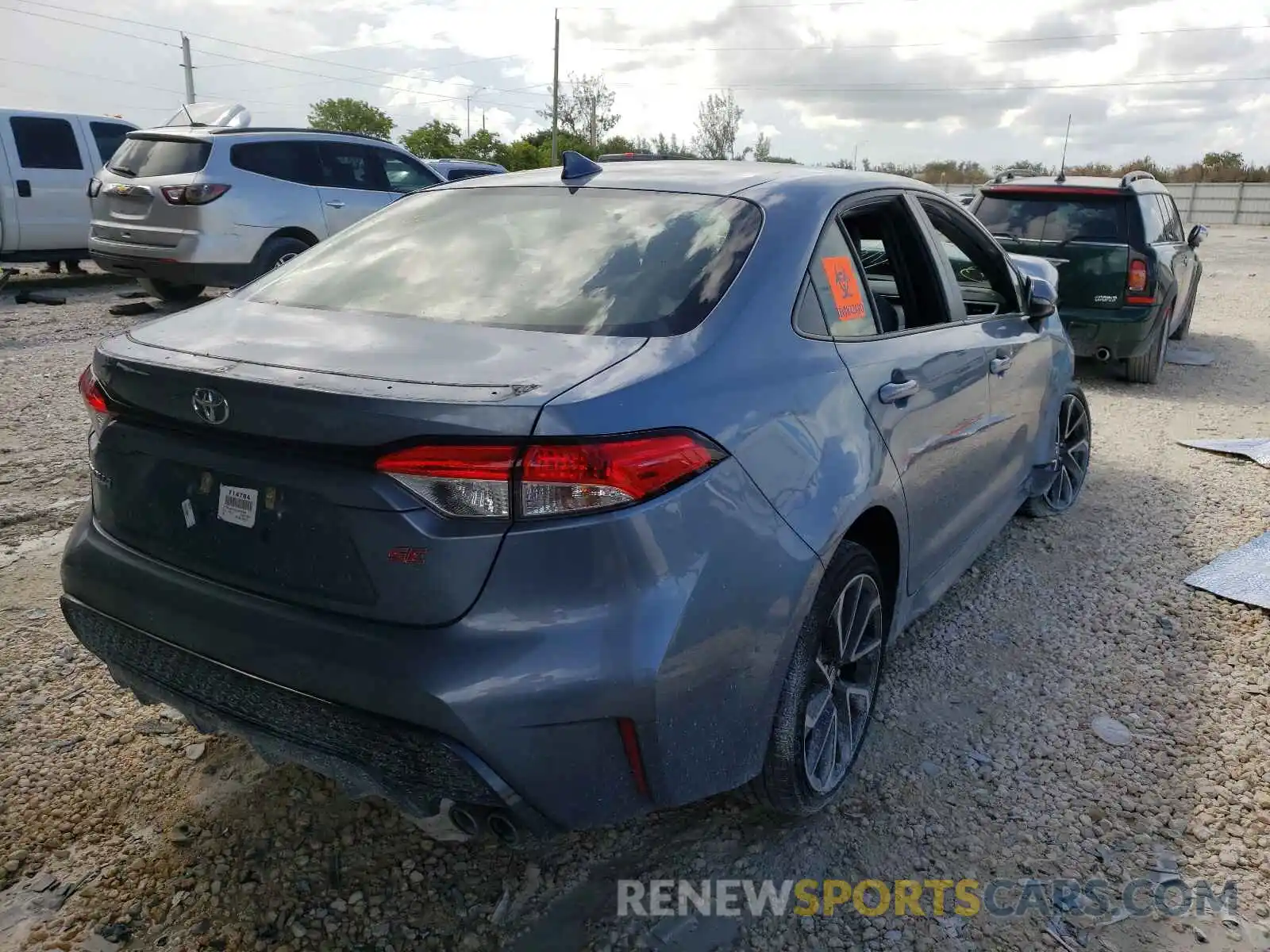 4 Photograph of a damaged car JTDS4RCE2LJ018197 TOYOTA COROLLA 2020