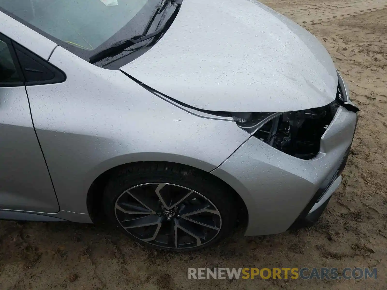 9 Photograph of a damaged car JTDS4RCE2LJ020306 TOYOTA COROLLA 2020