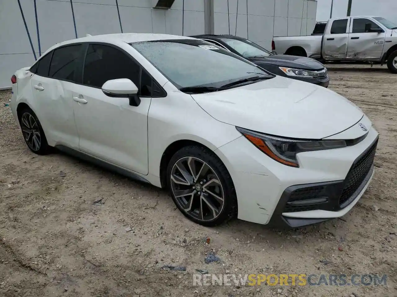 4 Photograph of a damaged car JTDS4RCE2LJ020810 TOYOTA COROLLA 2020