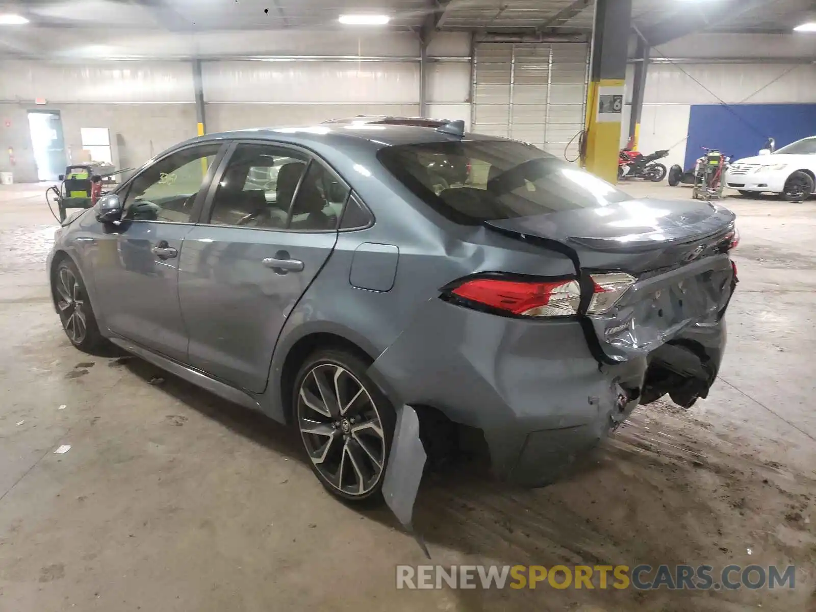 3 Photograph of a damaged car JTDS4RCE2LJ022587 TOYOTA COROLLA 2020