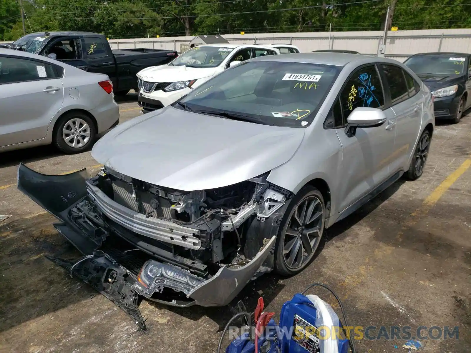 2 Photograph of a damaged car JTDS4RCE2LJ023433 TOYOTA COROLLA 2020