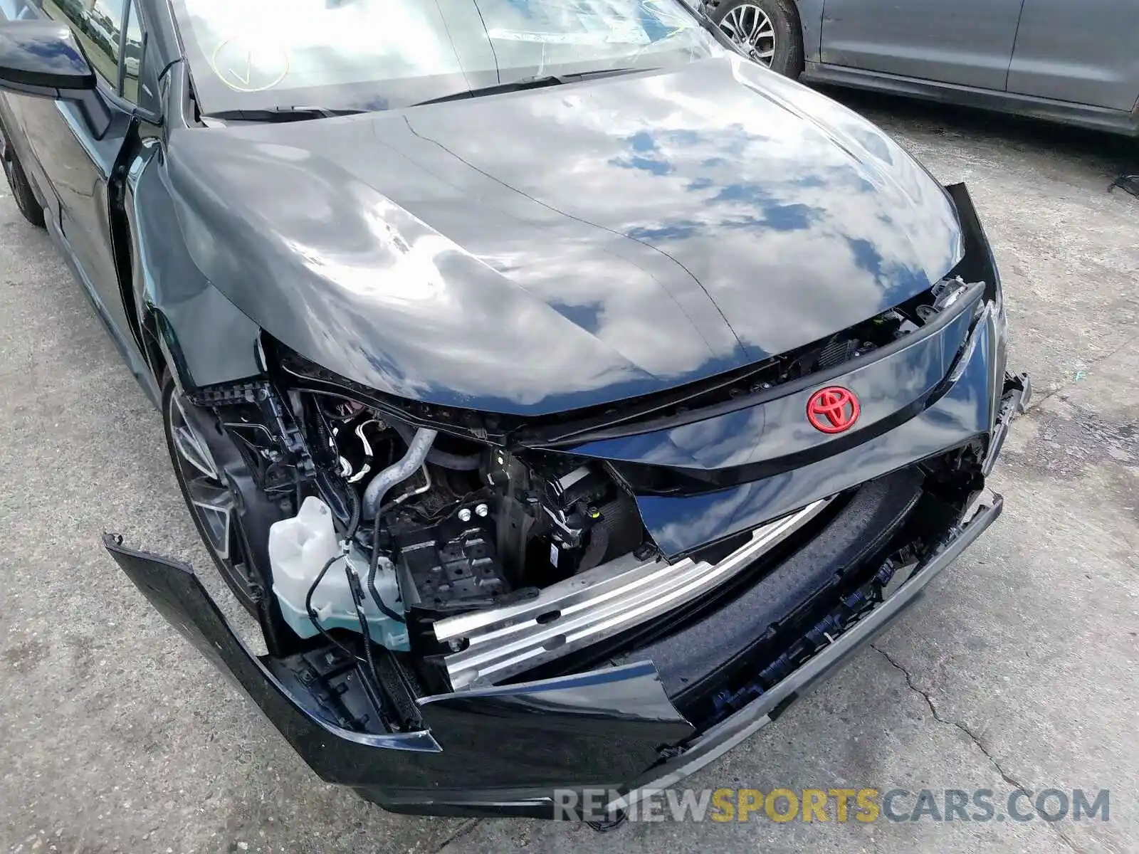 9 Photograph of a damaged car JTDS4RCE2LJ023996 TOYOTA COROLLA 2020