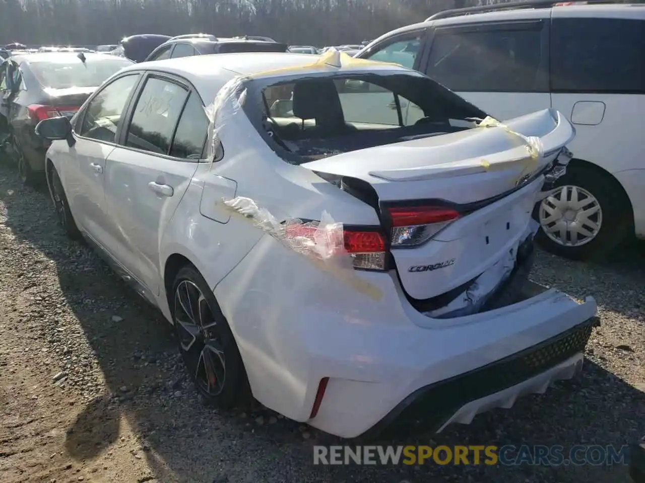 3 Photograph of a damaged car JTDS4RCE2LJ025490 TOYOTA COROLLA 2020