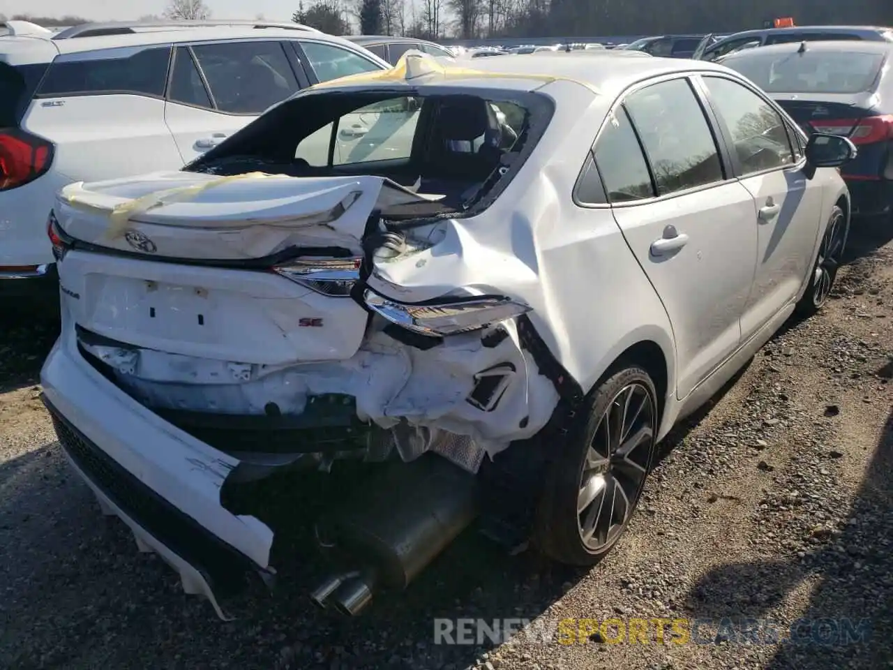 4 Photograph of a damaged car JTDS4RCE2LJ025490 TOYOTA COROLLA 2020