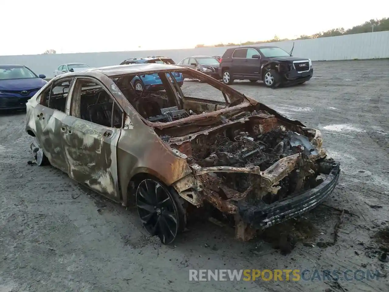 1 Photograph of a damaged car JTDS4RCE2LJ025778 TOYOTA COROLLA 2020