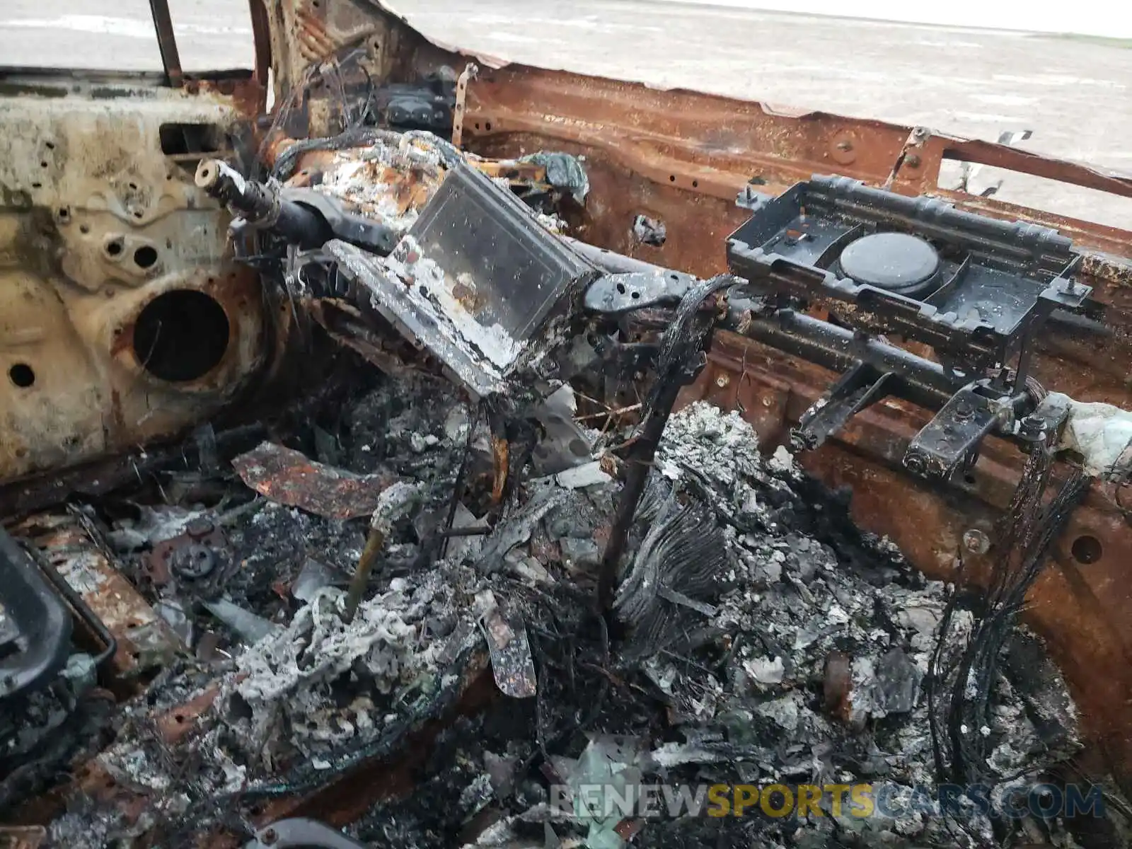 9 Photograph of a damaged car JTDS4RCE2LJ025778 TOYOTA COROLLA 2020