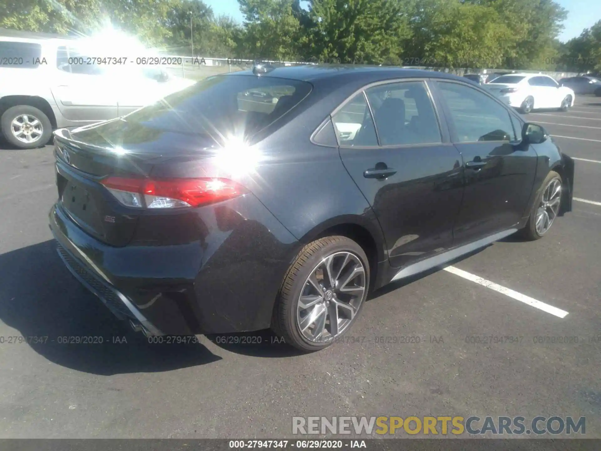 4 Photograph of a damaged car JTDS4RCE2LJ026378 TOYOTA COROLLA 2020