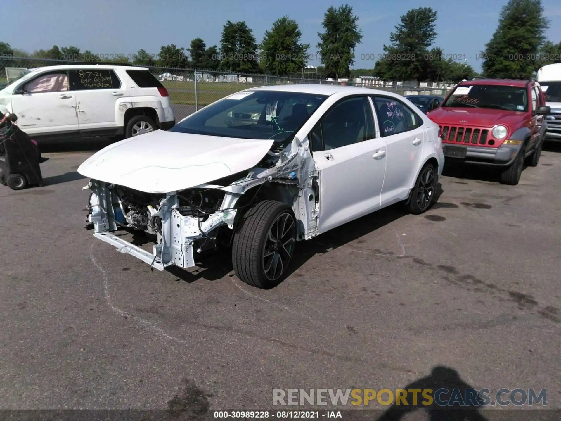 2 Photograph of a damaged car JTDS4RCE2LJ027823 TOYOTA COROLLA 2020