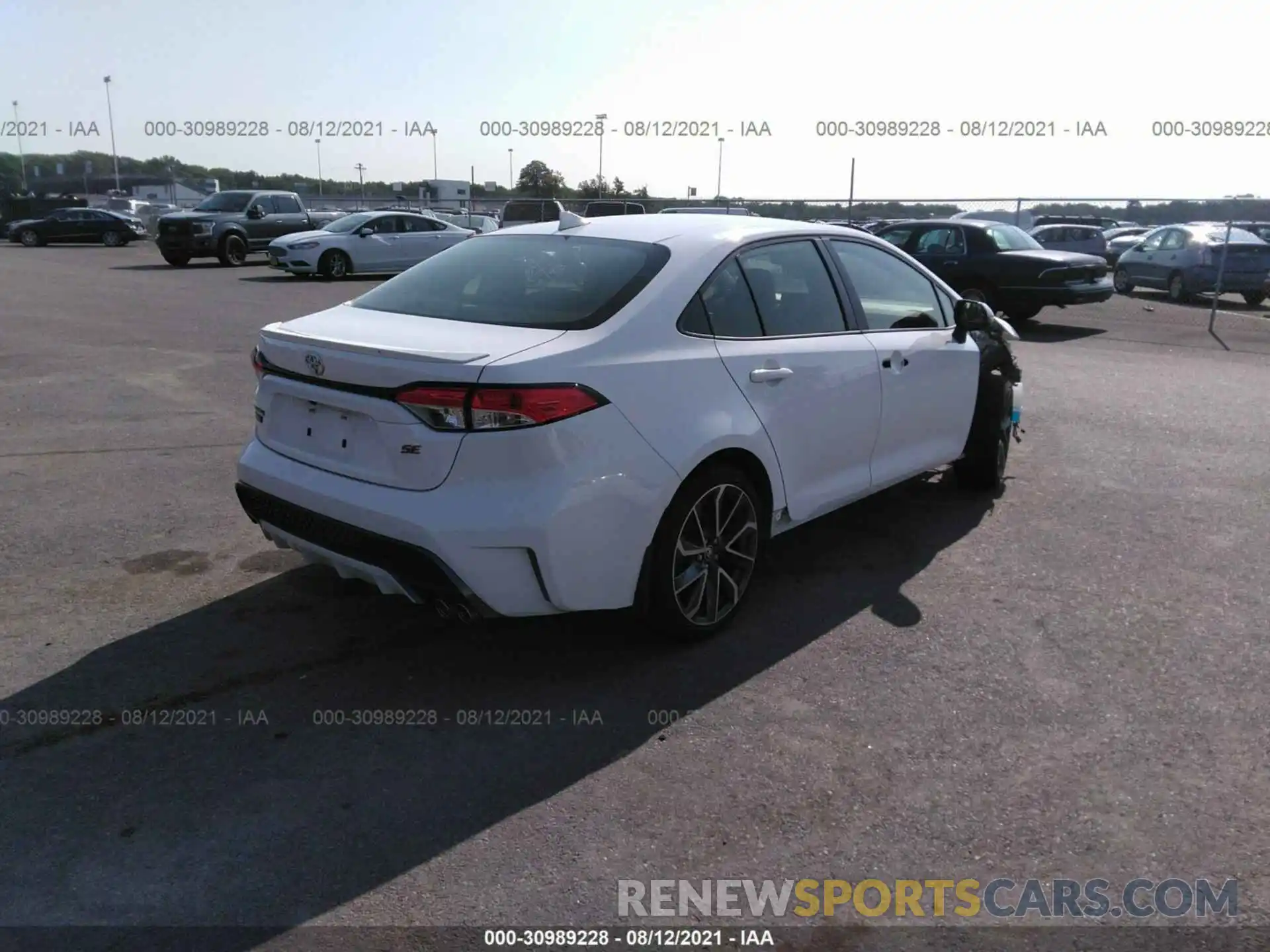 4 Photograph of a damaged car JTDS4RCE2LJ027823 TOYOTA COROLLA 2020