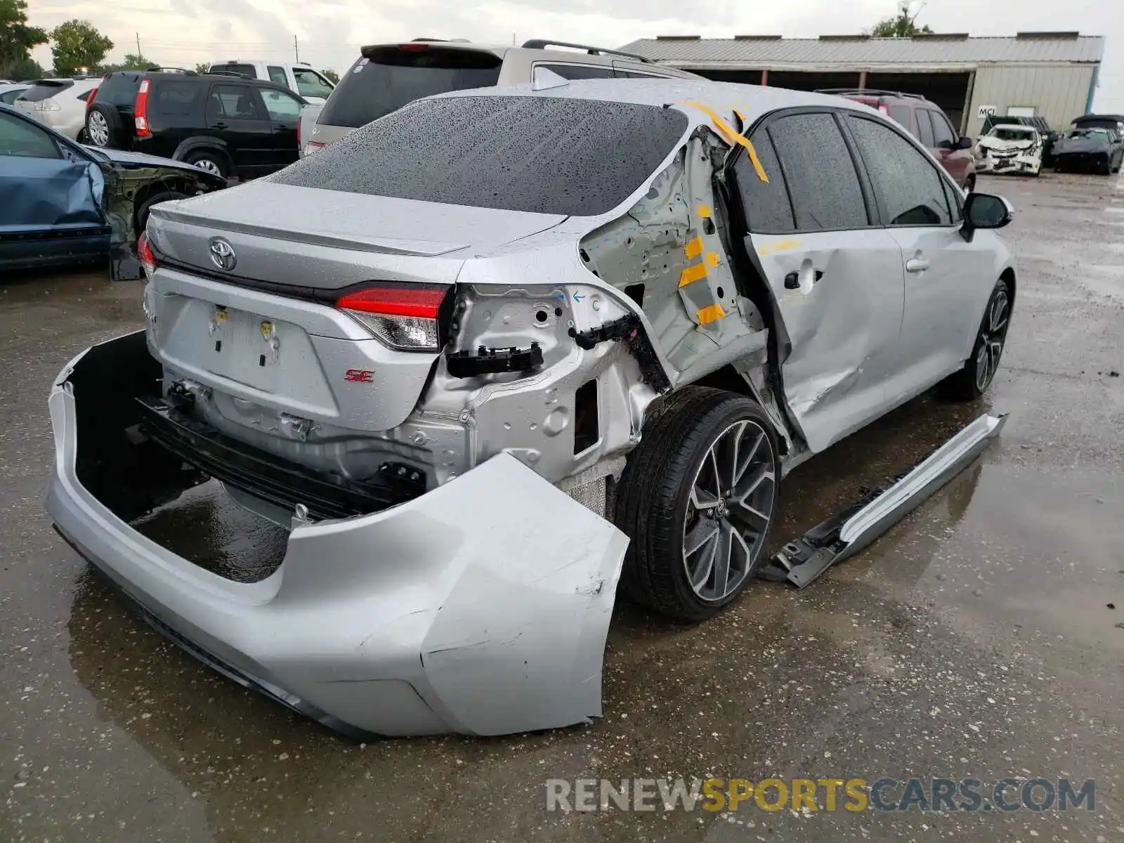 4 Photograph of a damaged car JTDS4RCE2LJ028177 TOYOTA COROLLA 2020
