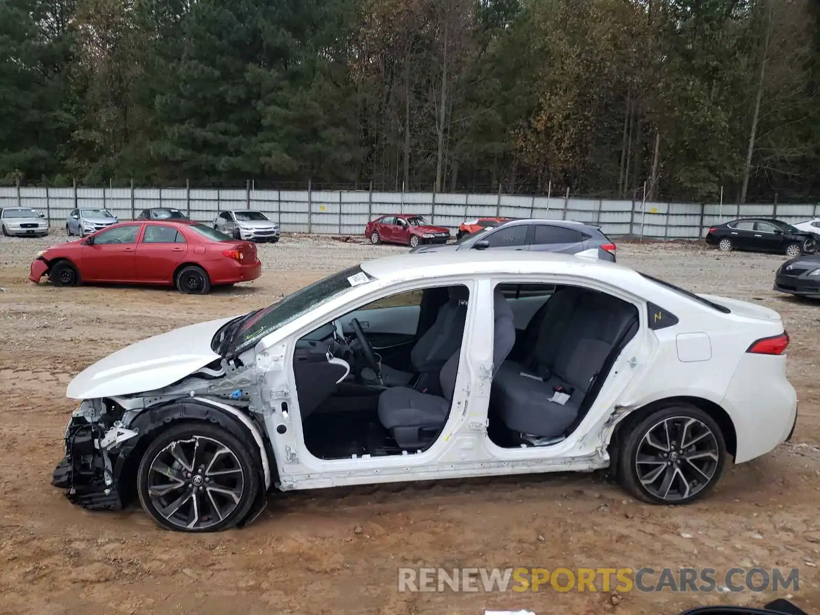 9 Photograph of a damaged car JTDS4RCE2LJ028860 TOYOTA COROLLA 2020