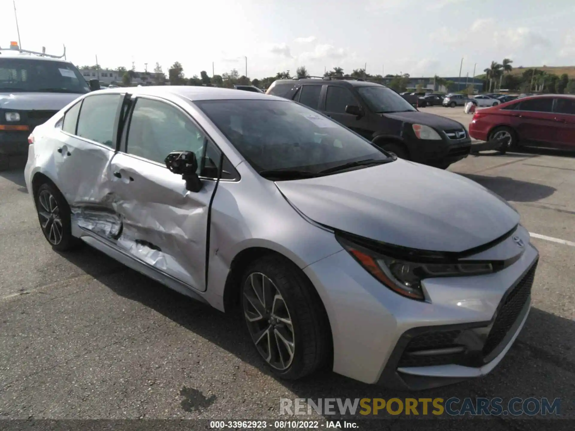 1 Photograph of a damaged car JTDS4RCE2LJ032455 TOYOTA COROLLA 2020