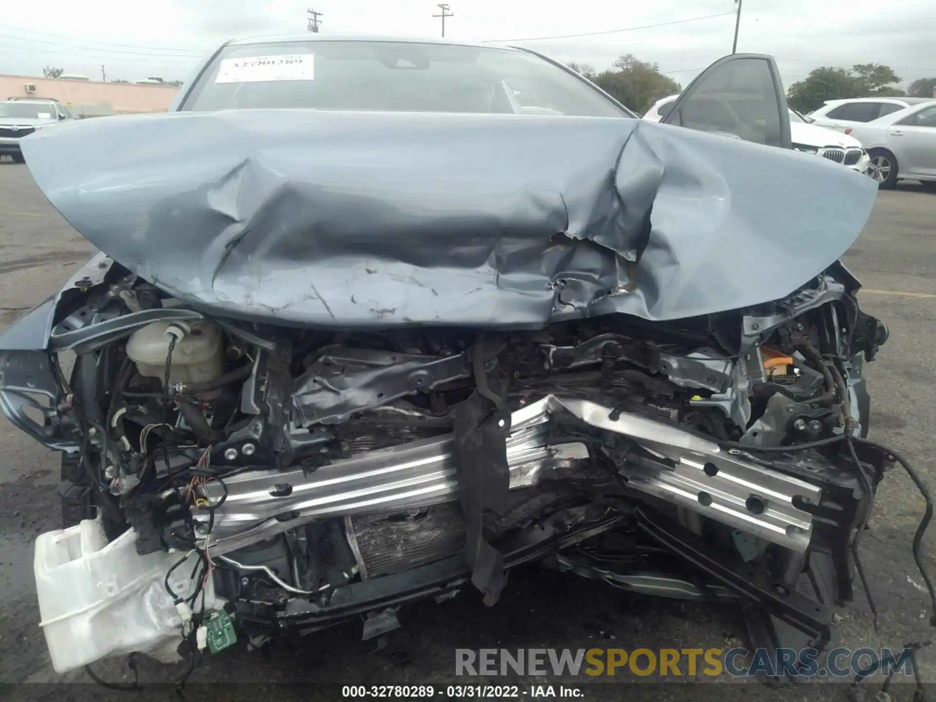 6 Photograph of a damaged car JTDS4RCE2LJ033928 TOYOTA COROLLA 2020