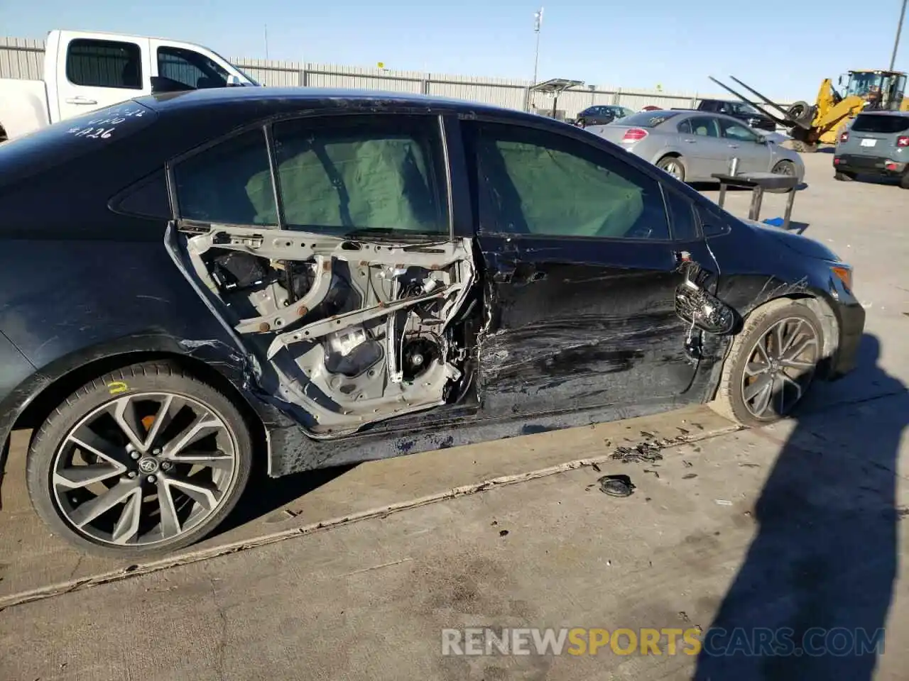 9 Photograph of a damaged car JTDS4RCE2LJ036778 TOYOTA COROLLA 2020