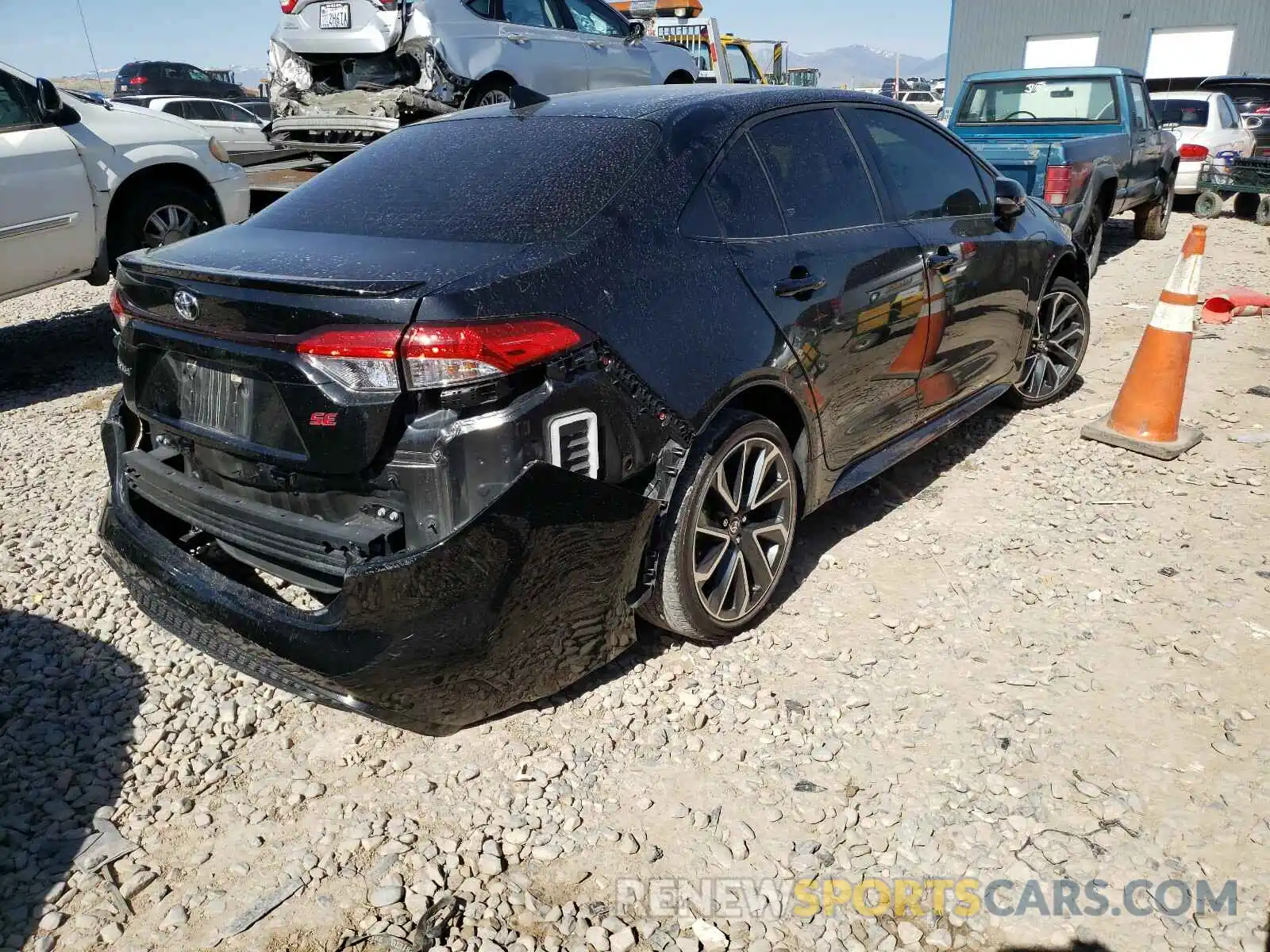 4 Photograph of a damaged car JTDS4RCE2LJ038577 TOYOTA COROLLA 2020