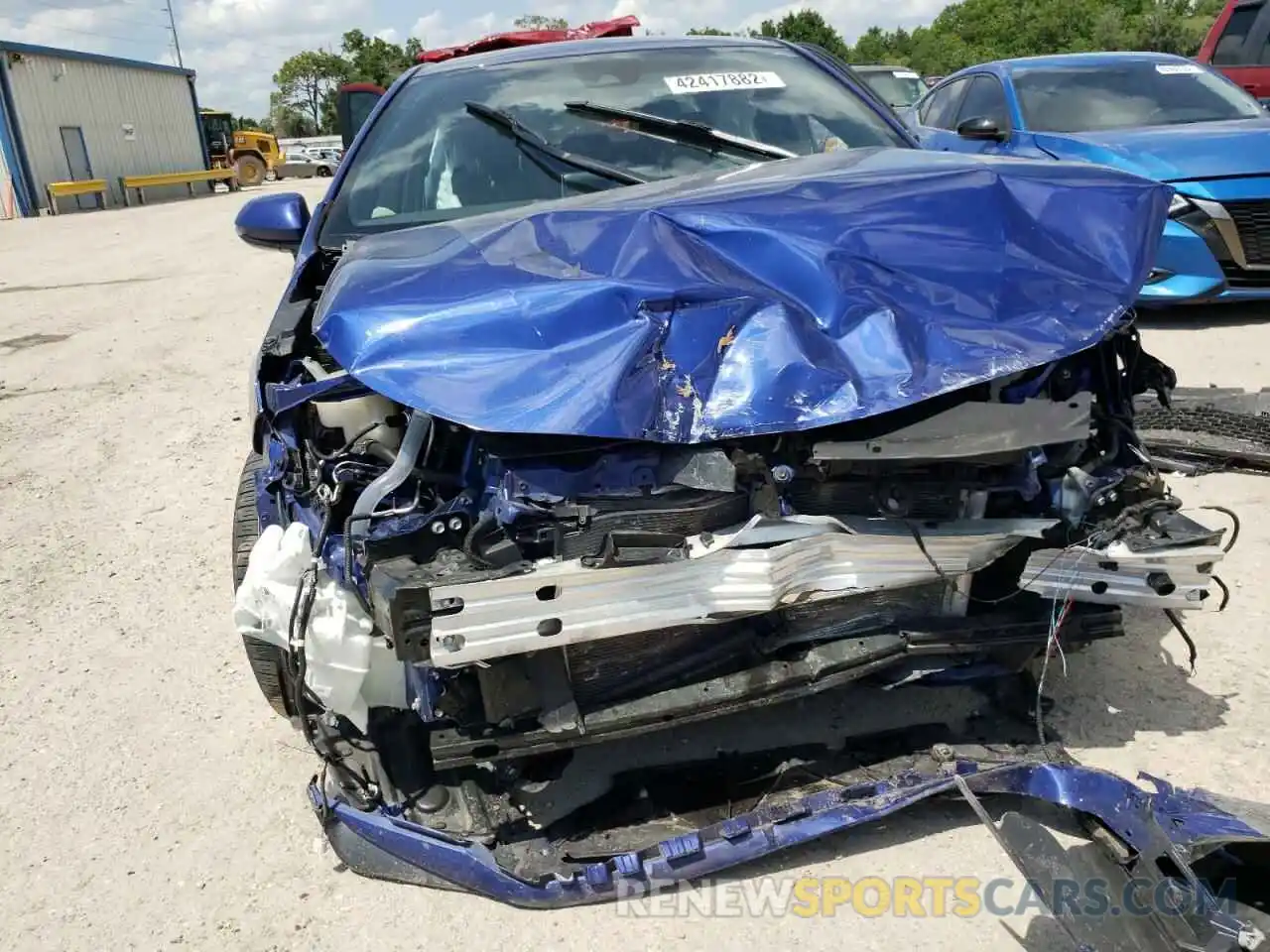 9 Photograph of a damaged car JTDS4RCE2LJ041706 TOYOTA COROLLA 2020