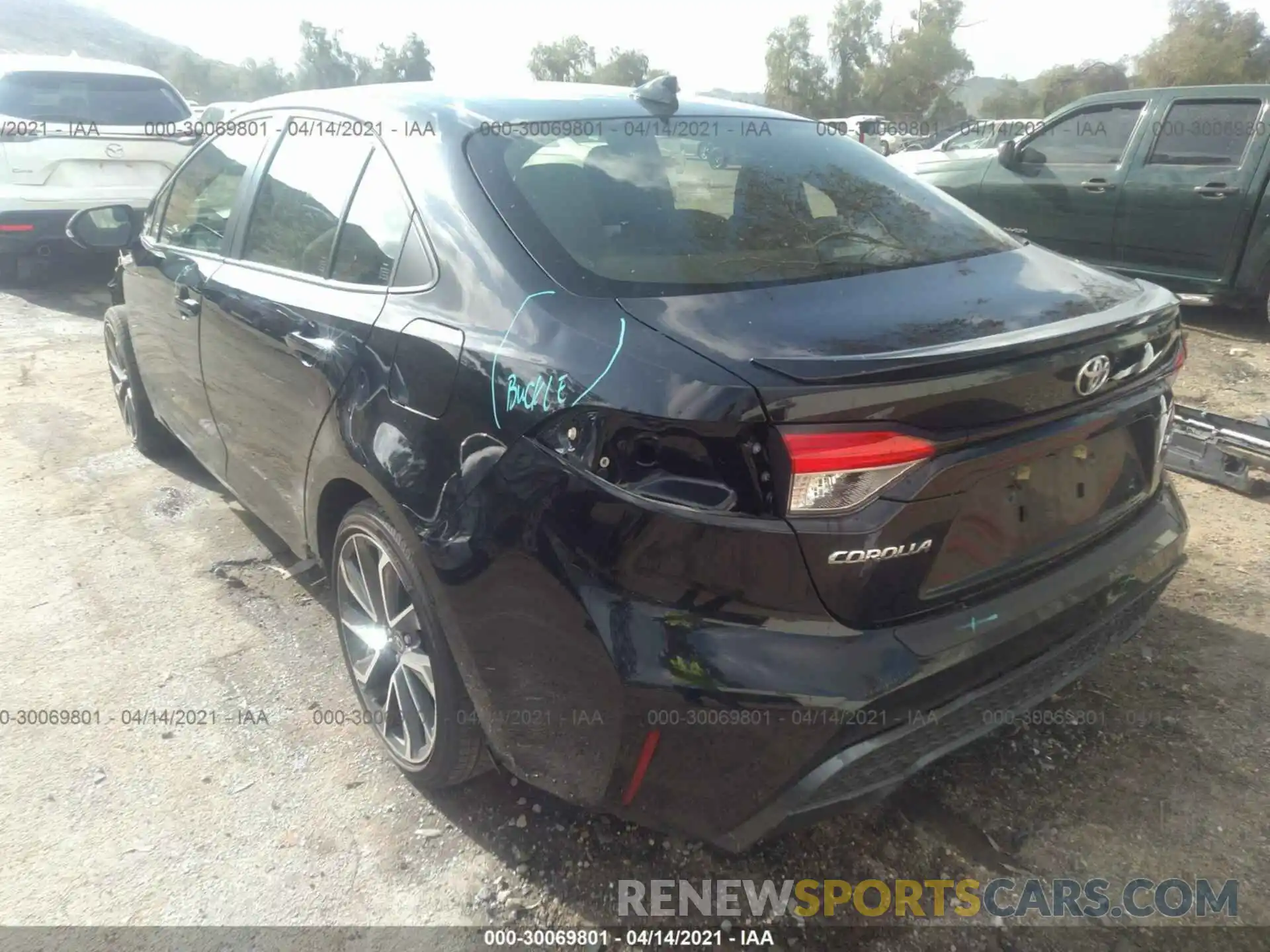 3 Photograph of a damaged car JTDS4RCE2LJ042435 TOYOTA COROLLA 2020