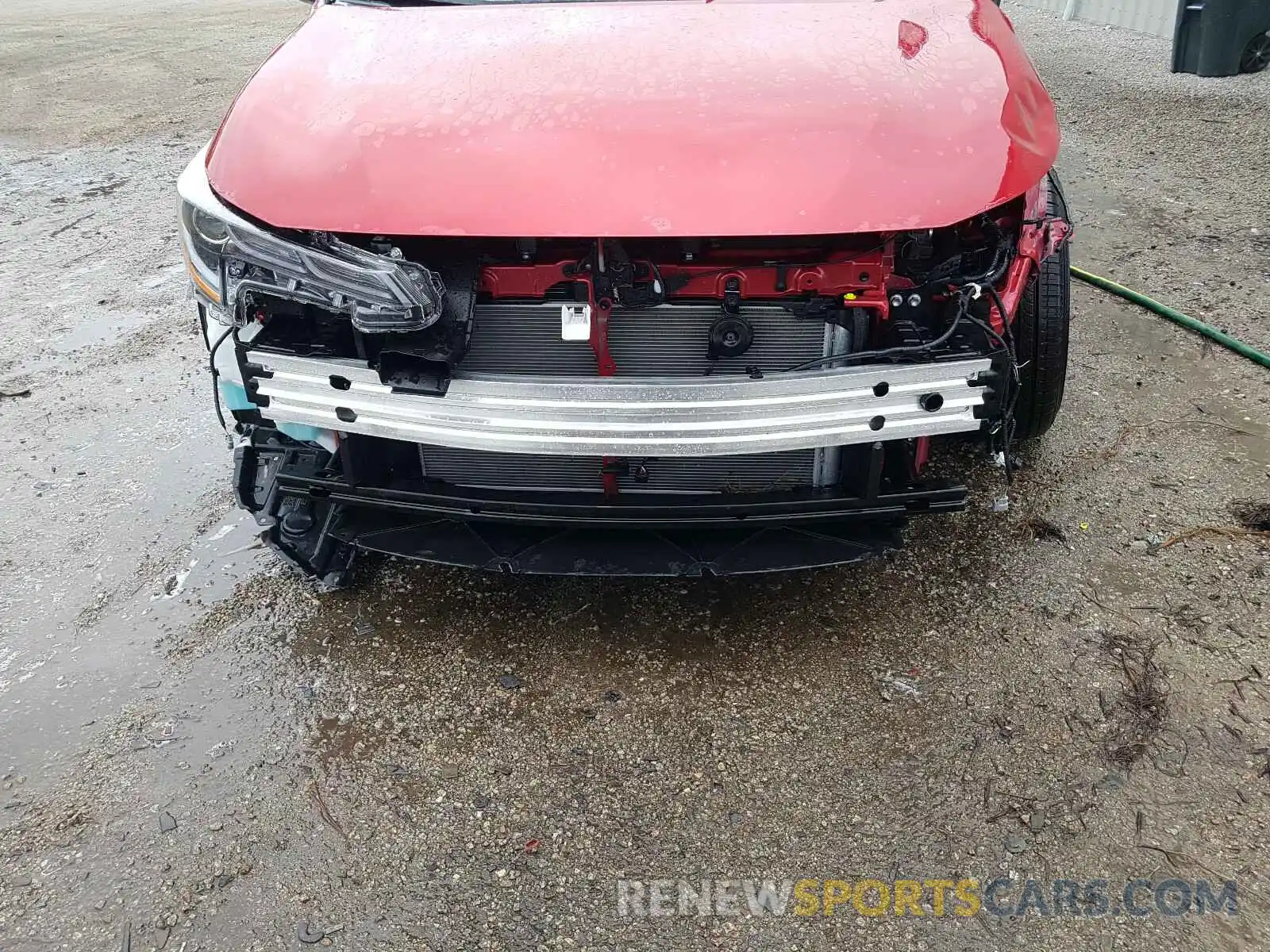 9 Photograph of a damaged car JTDS4RCE2LJ045738 TOYOTA COROLLA 2020