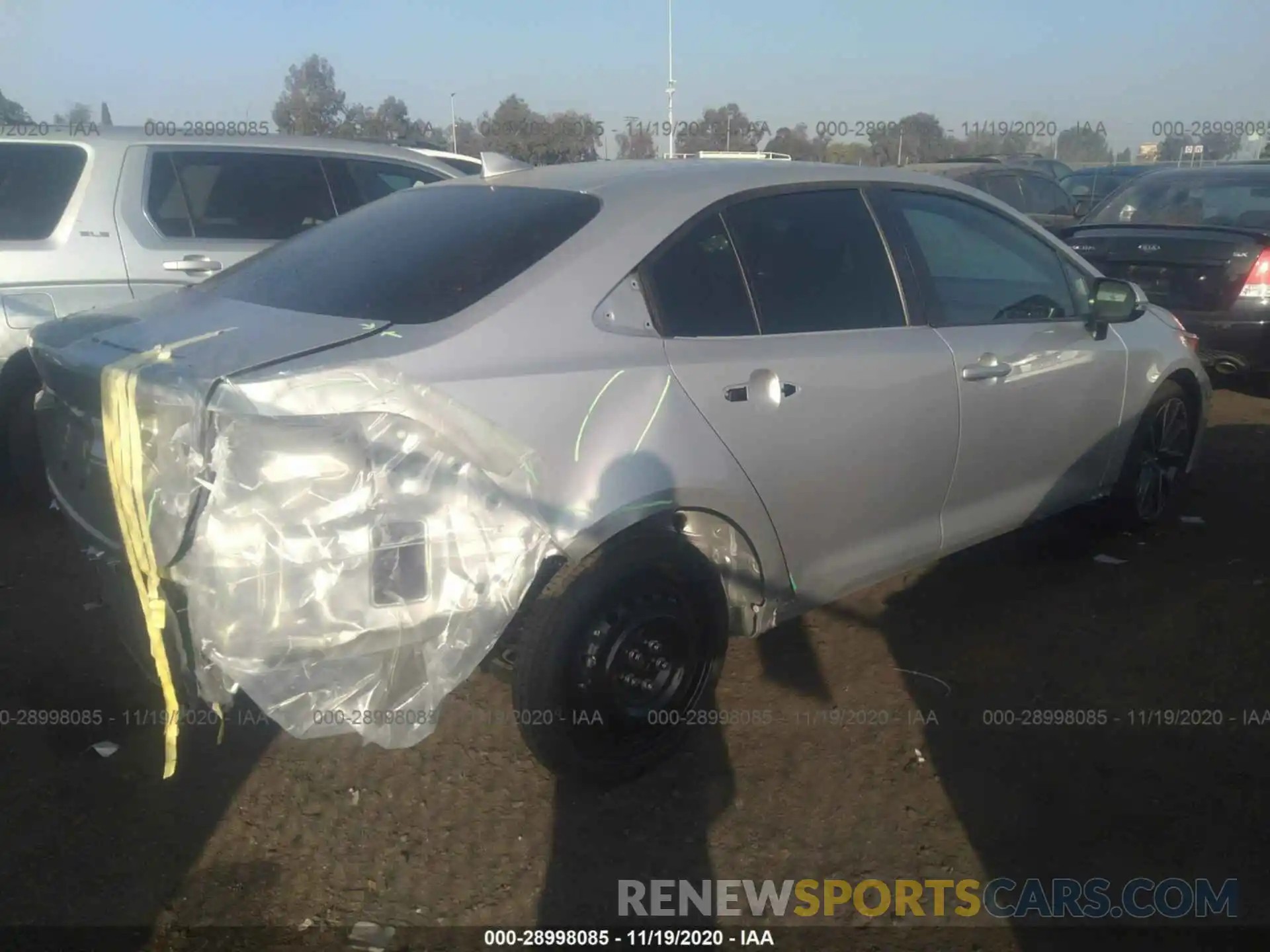 4 Photograph of a damaged car JTDS4RCE2LJ052186 TOYOTA COROLLA 2020