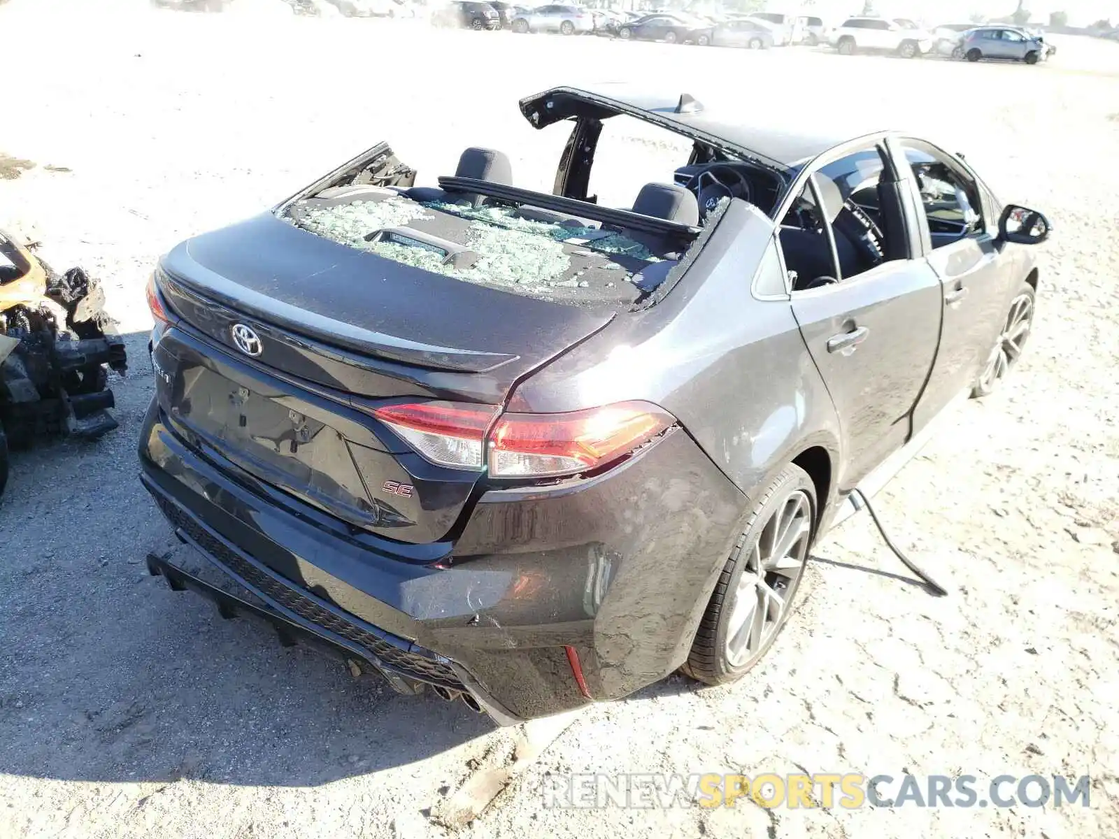 4 Фотография поврежденного автомобиля JTDS4RCE2LJ053015 TOYOTA COROLLA 2020