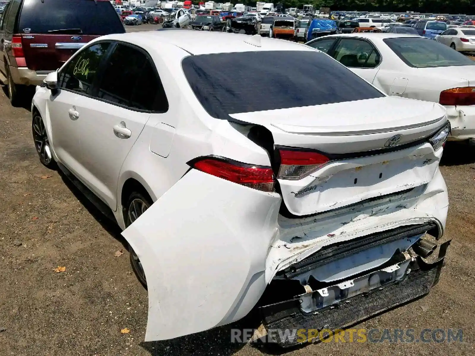 3 Photograph of a damaged car JTDS4RCE3LJ001263 TOYOTA COROLLA 2020