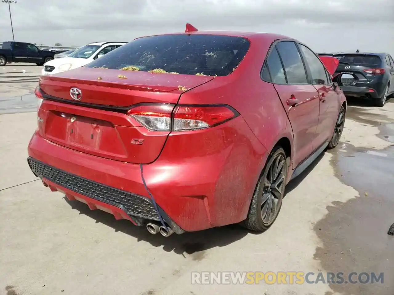 4 Photograph of a damaged car JTDS4RCE3LJ004616 TOYOTA COROLLA 2020