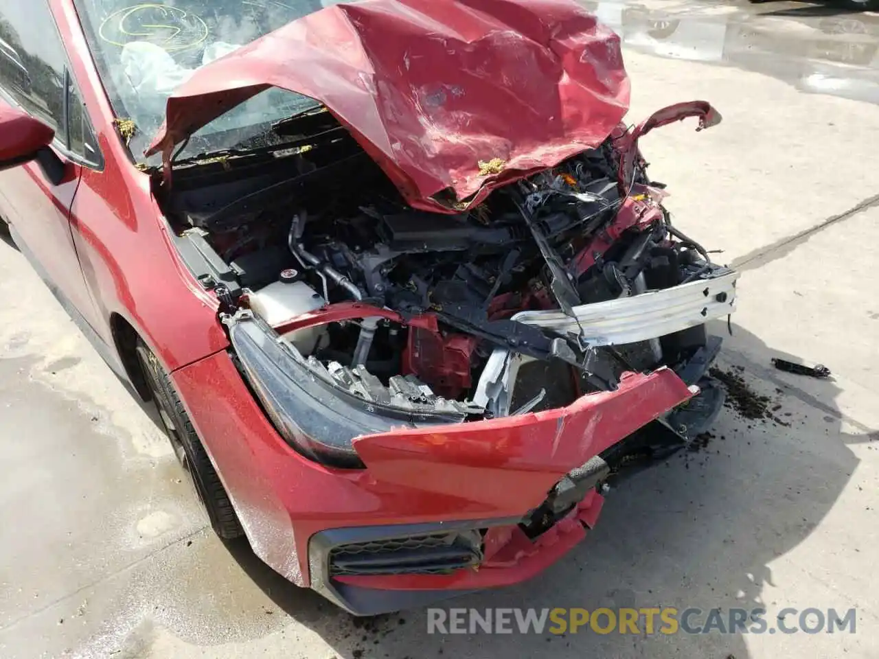 9 Photograph of a damaged car JTDS4RCE3LJ004616 TOYOTA COROLLA 2020