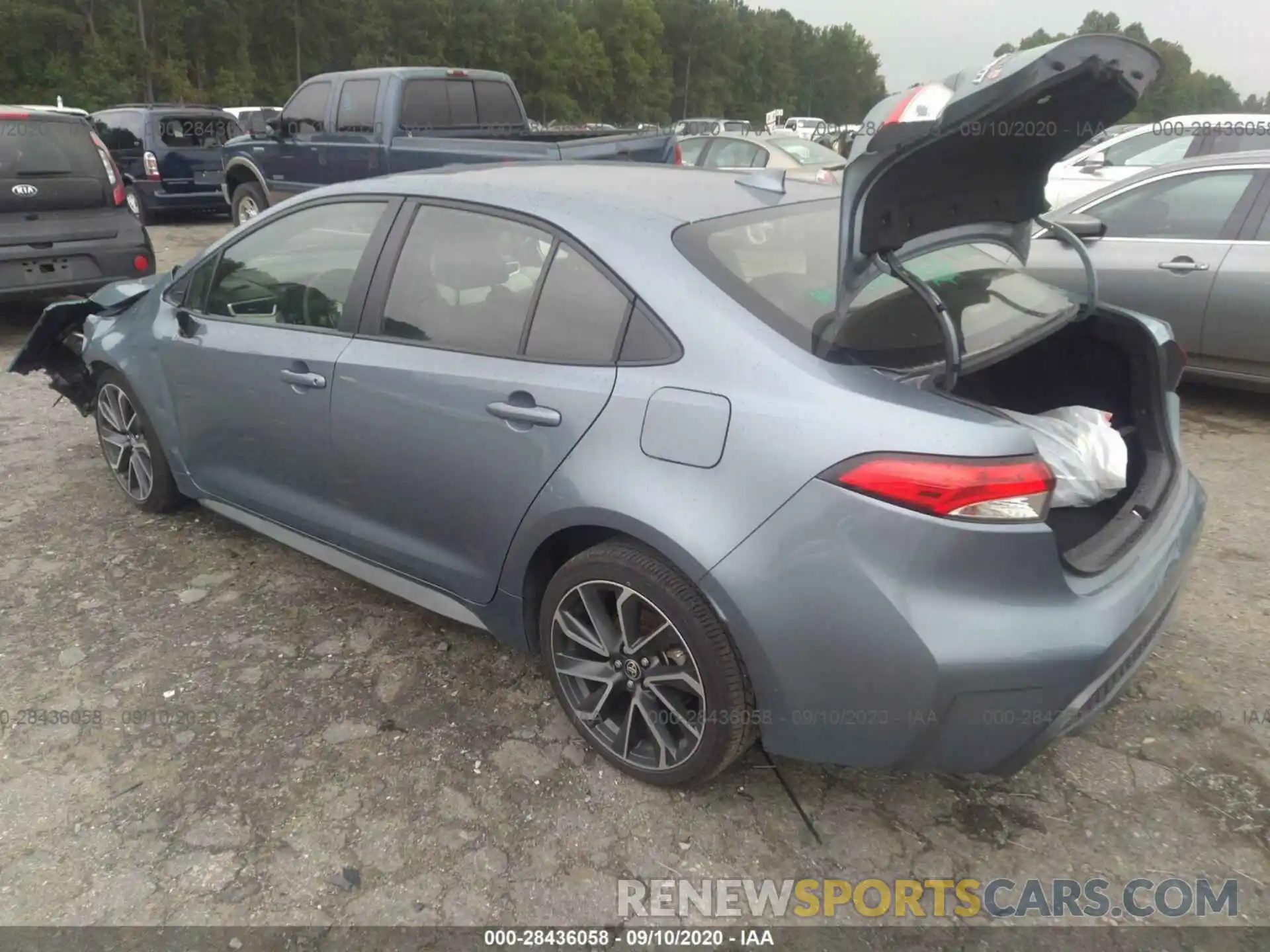 3 Photograph of a damaged car JTDS4RCE3LJ006169 TOYOTA COROLLA 2020