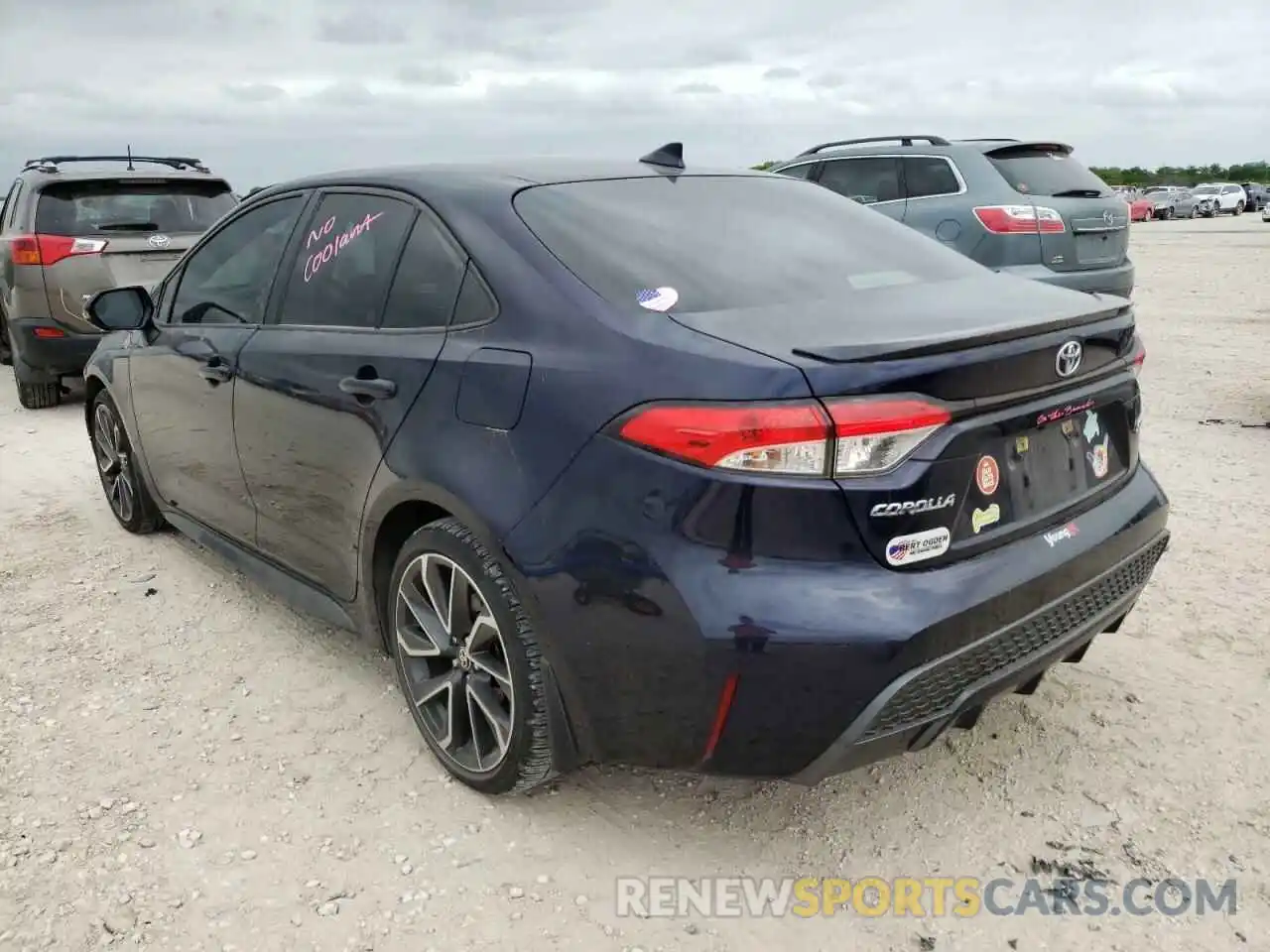 3 Photograph of a damaged car JTDS4RCE3LJ006754 TOYOTA COROLLA 2020