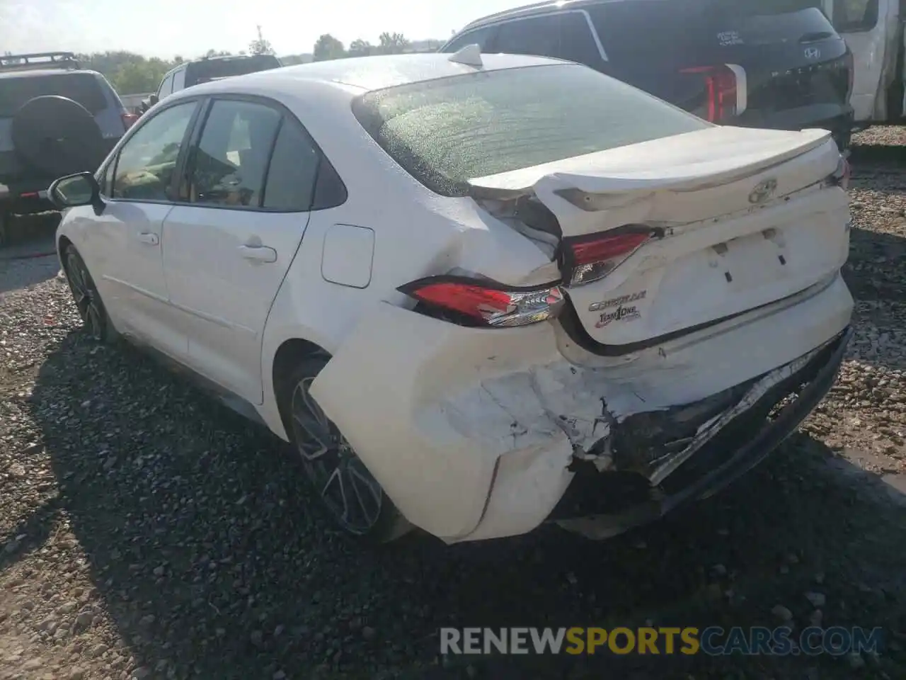 3 Photograph of a damaged car JTDS4RCE3LJ010125 TOYOTA COROLLA 2020