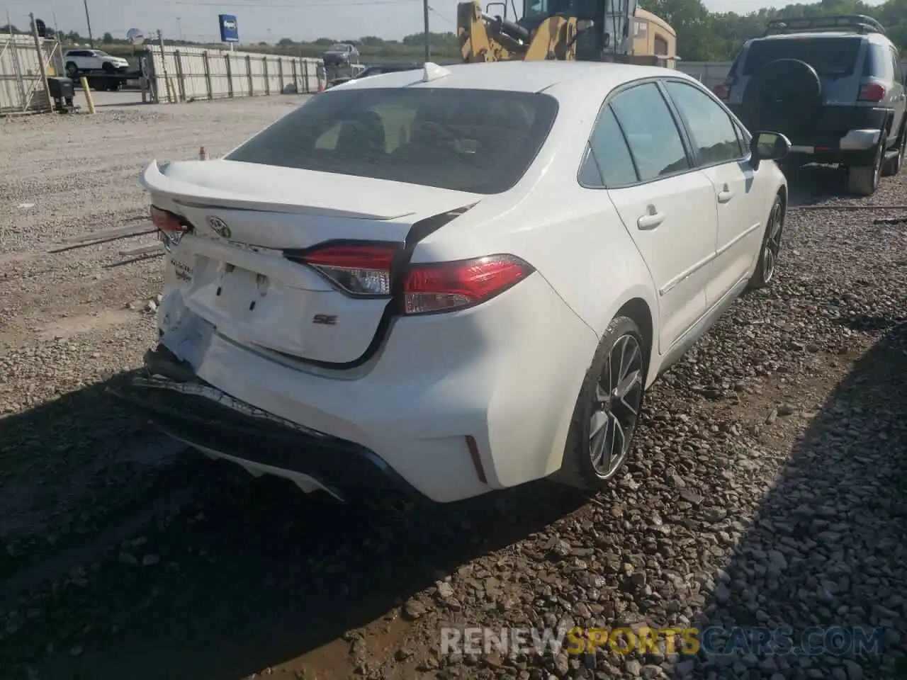 4 Photograph of a damaged car JTDS4RCE3LJ010125 TOYOTA COROLLA 2020