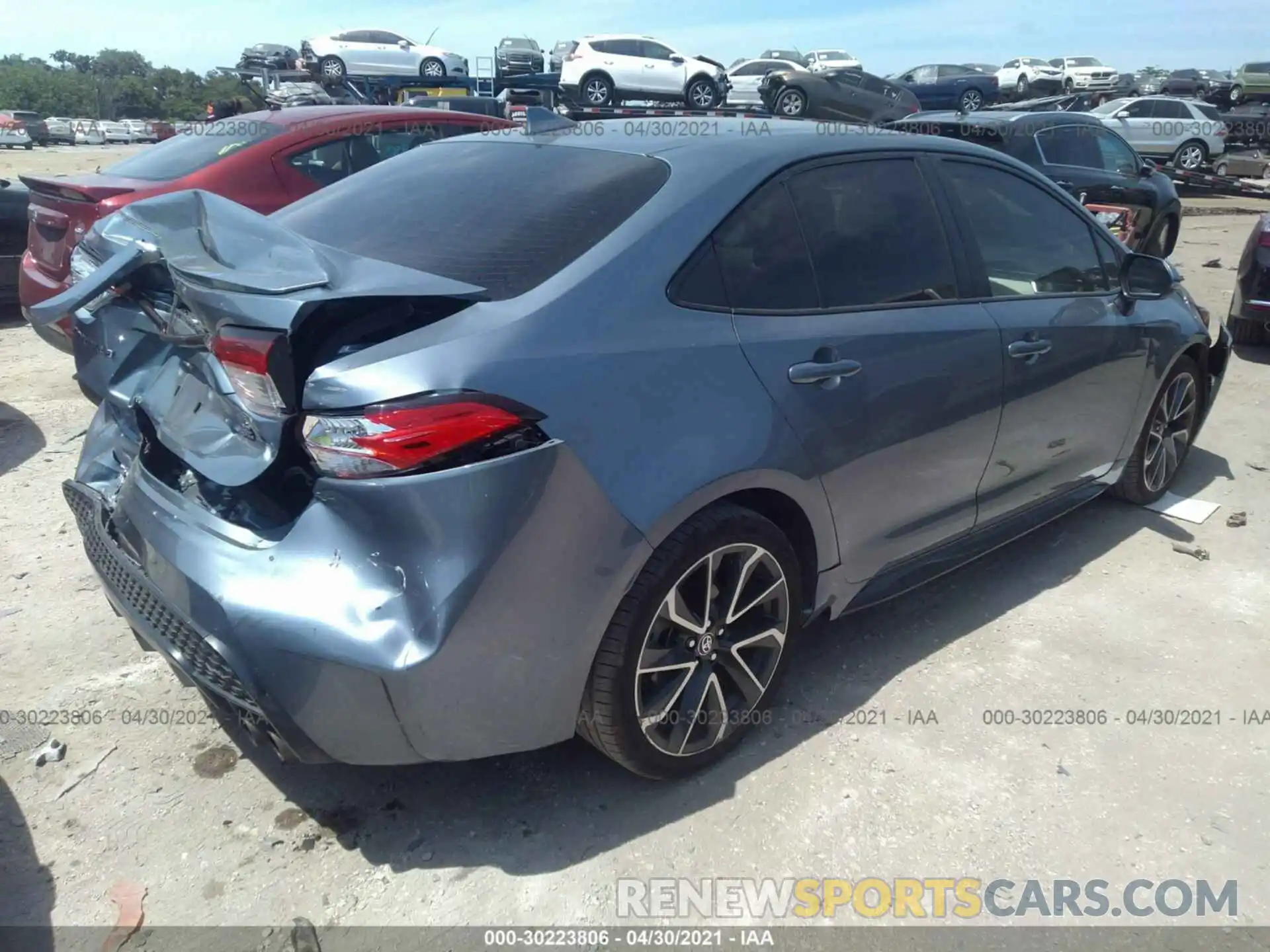 4 Photograph of a damaged car JTDS4RCE3LJ011629 TOYOTA COROLLA 2020